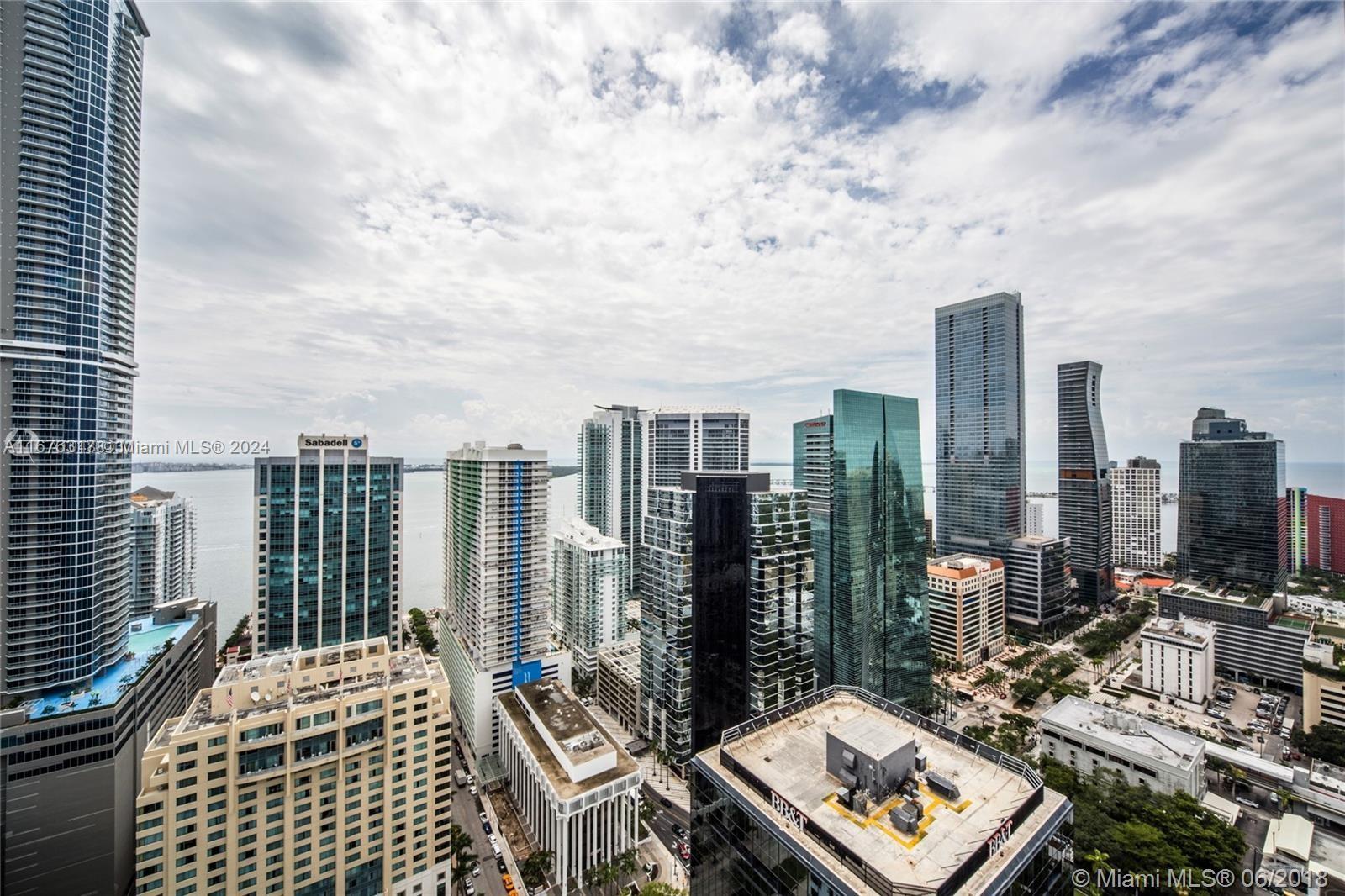 THE BOND (1080 BRICKELL) - Residential