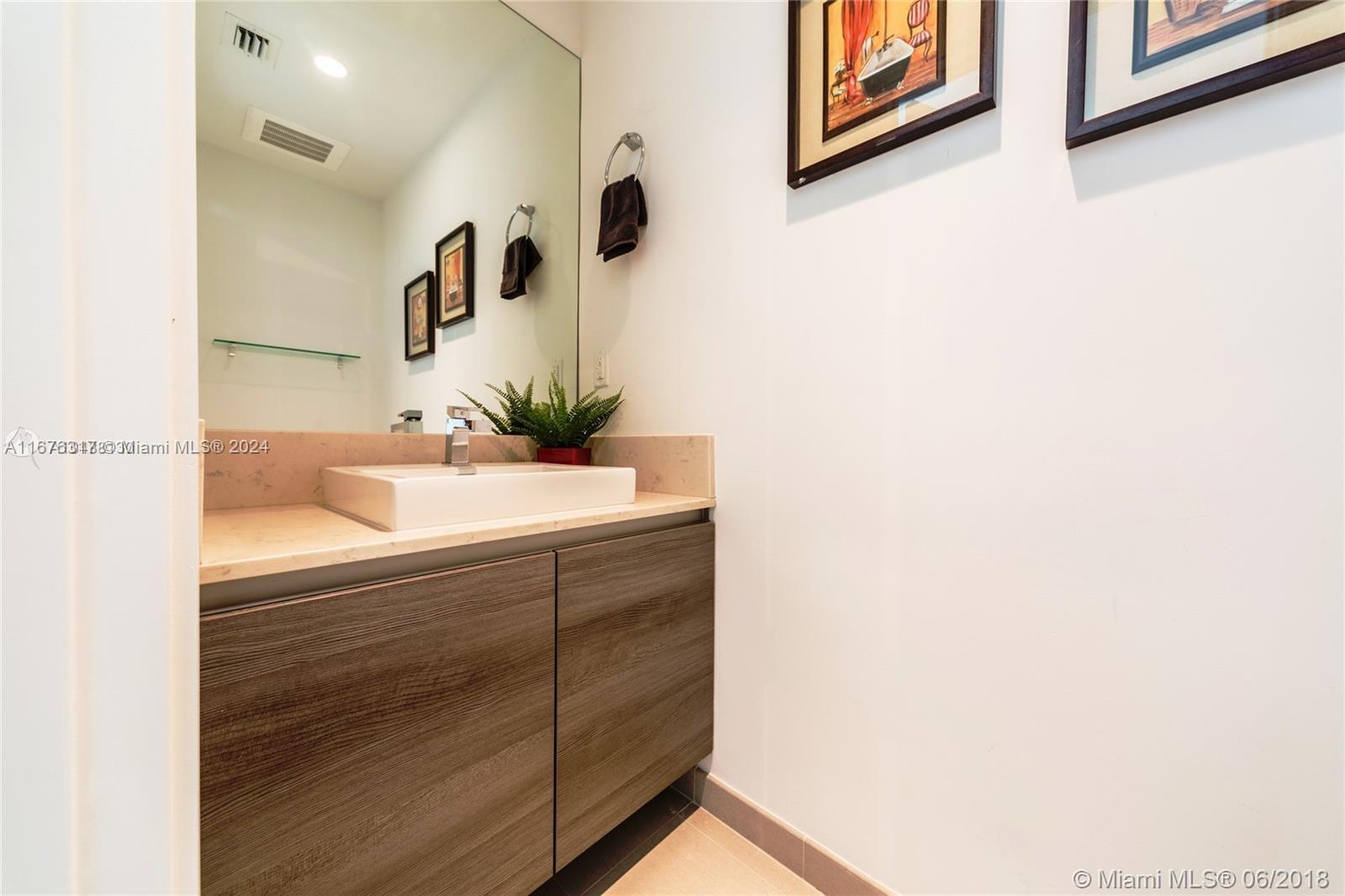 THE BOND (1080 BRICKELL) - Residential