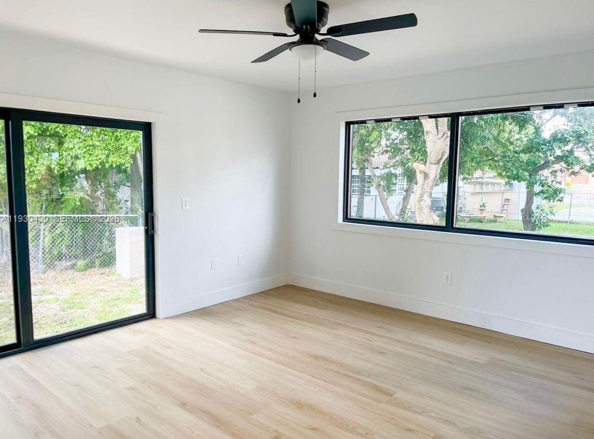 BRADLEY MANOR 3RD ADDN - Residential