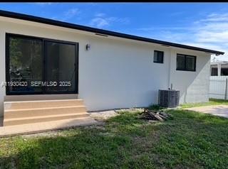 BRADLEY MANOR 3RD ADDN - Residential