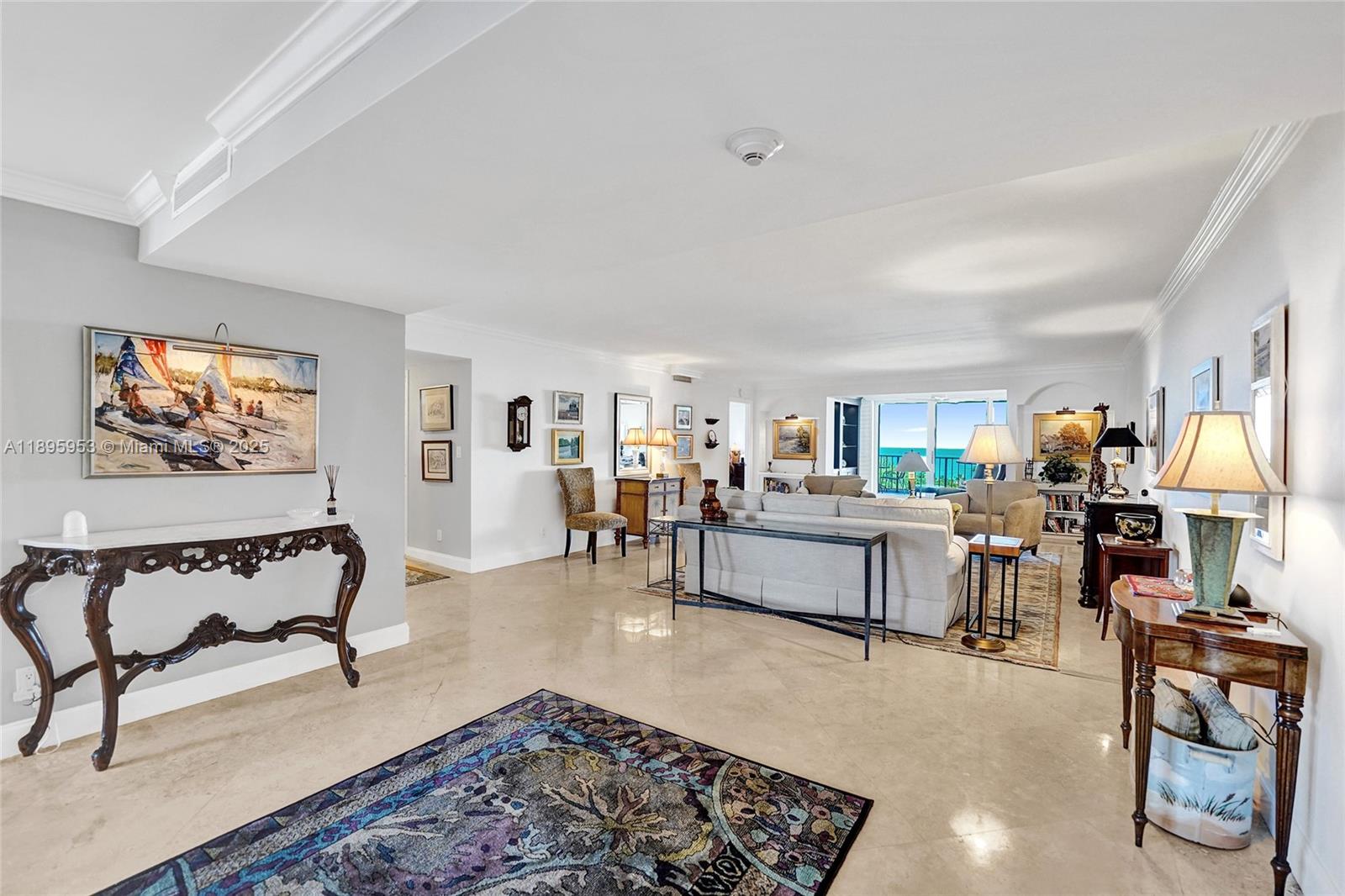 AMERICAS ON THE PARK COND - Residential