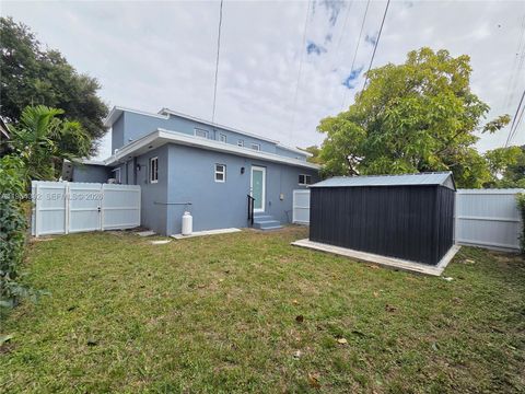 6240 SW 21st St (#3) 0 Miami FL 33155