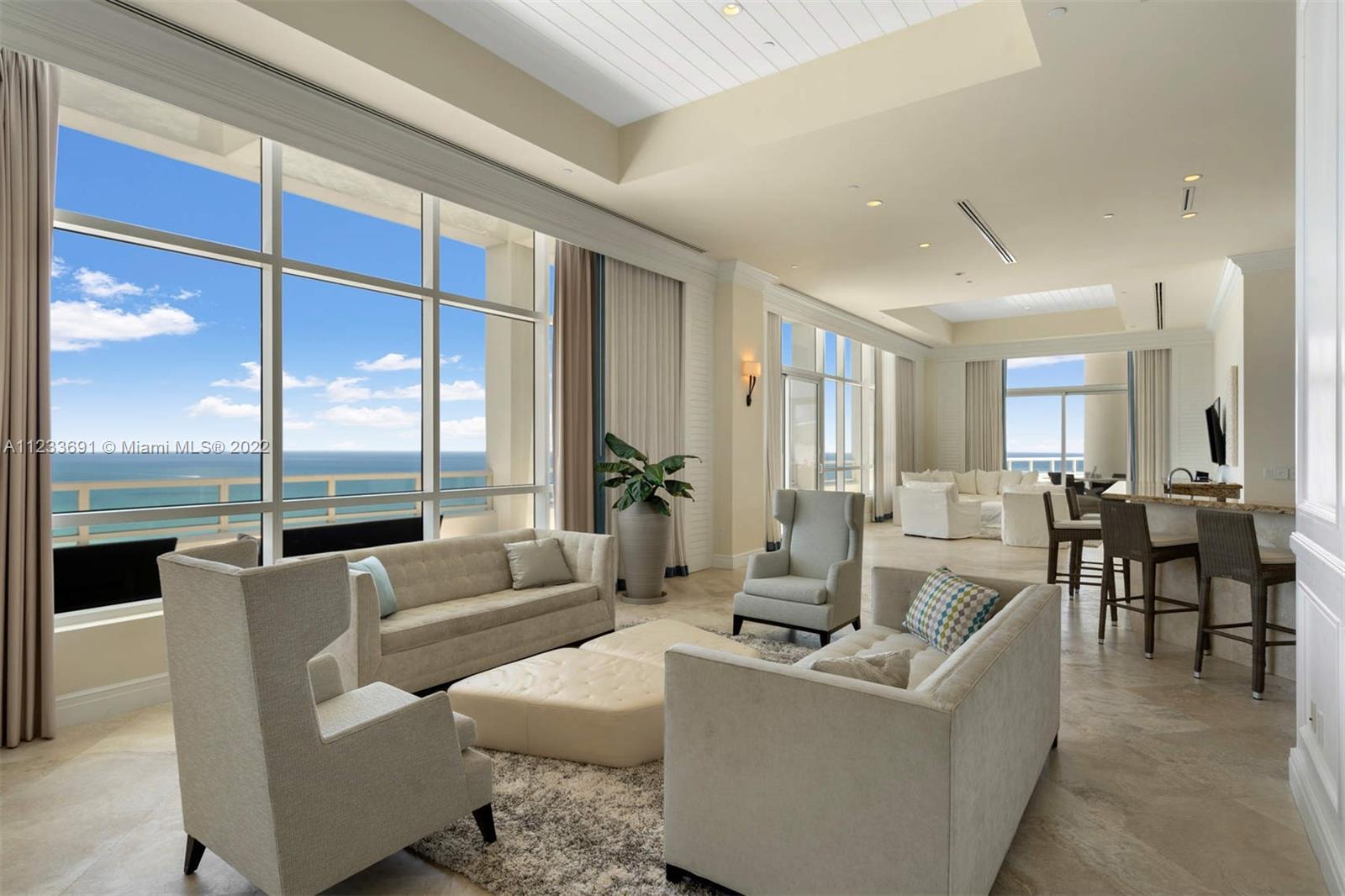 FONTAINEBLEAU II CONDO - Residential