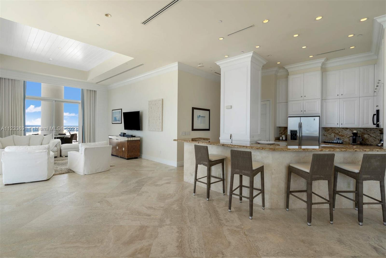 FONTAINEBLEAU II CONDO - Residential