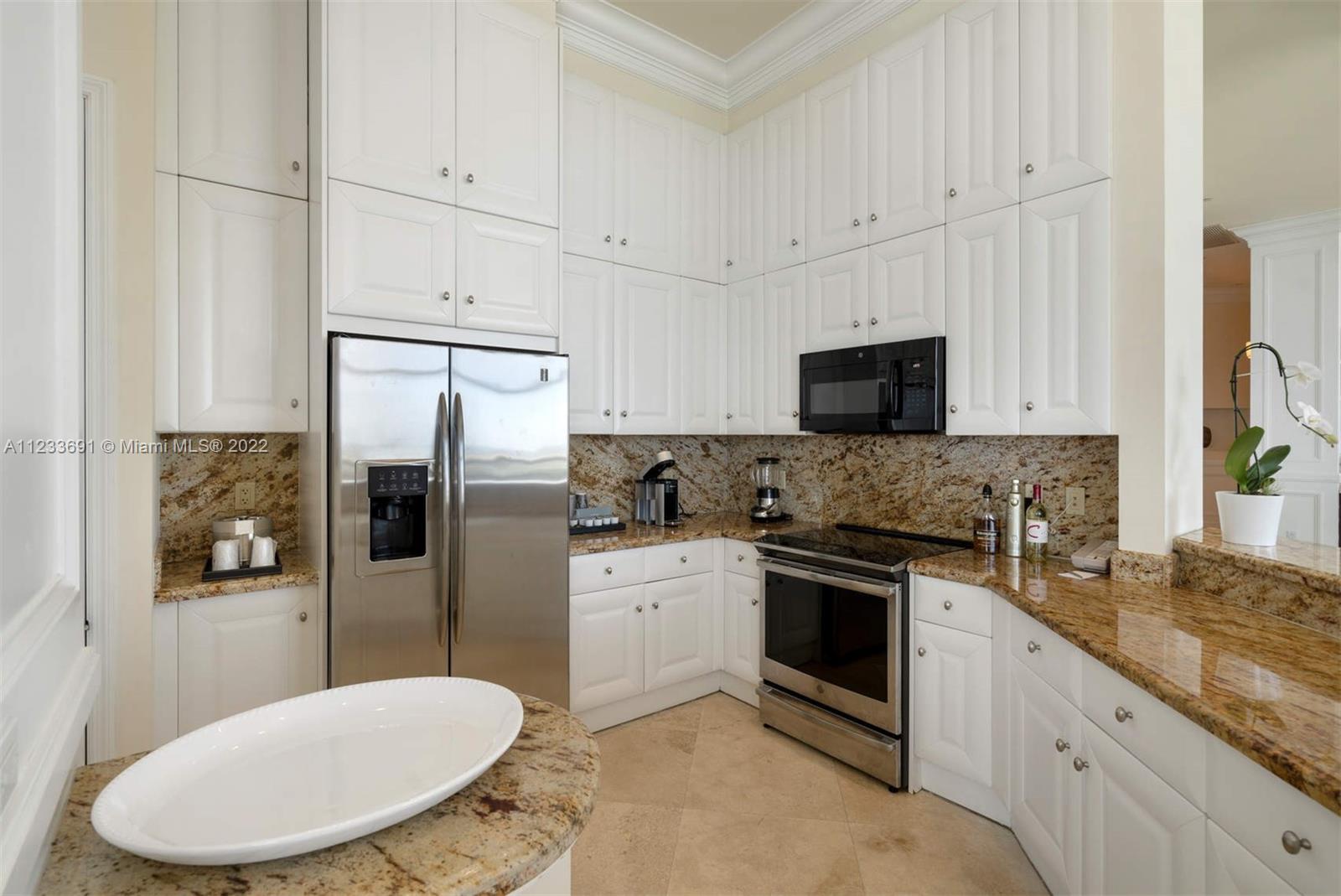 FONTAINEBLEAU II CONDO - Residential