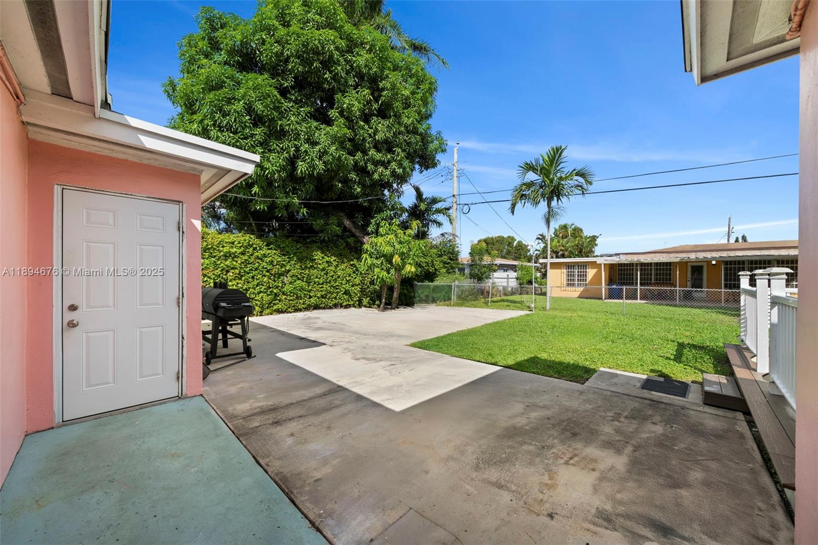 CRAVERO LAKE SHORE EST 2N - Residential