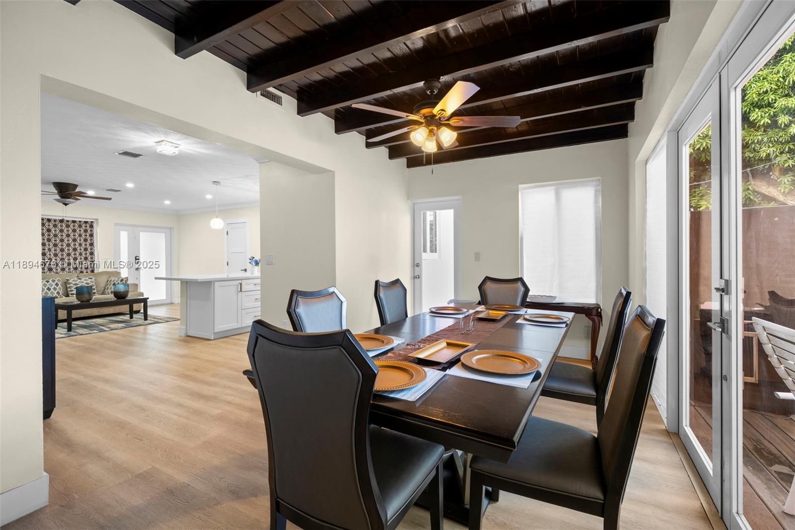 CRAVERO LAKE SHORE EST 2N - Residential