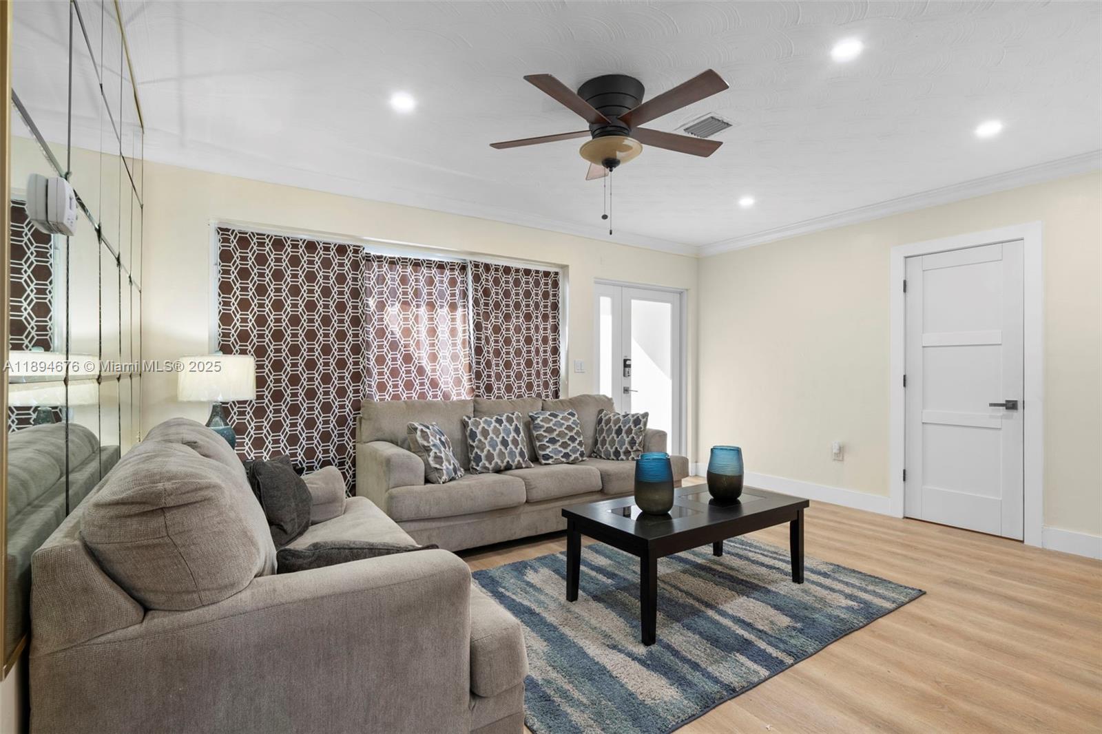 CRAVERO LAKE SHORE EST 2N - Residential