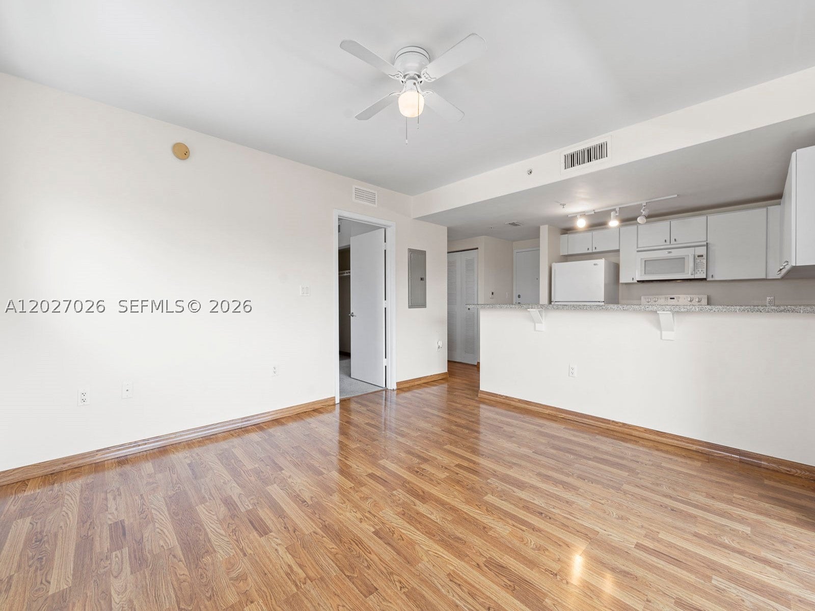 2740 SW 28th Ter 508, Miami FL 33133
