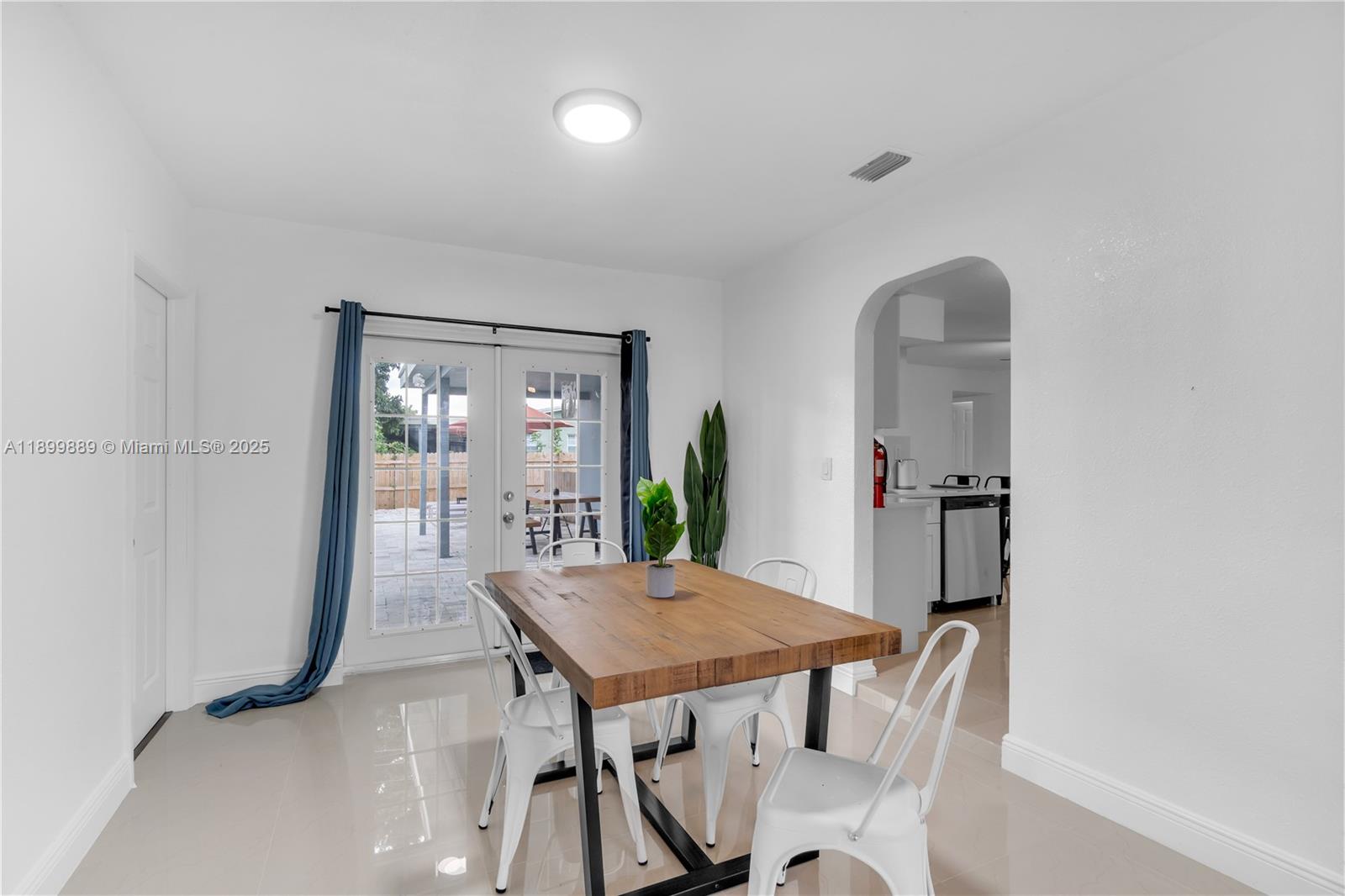 ORIOLE ESTATES SEC 7 - Residential