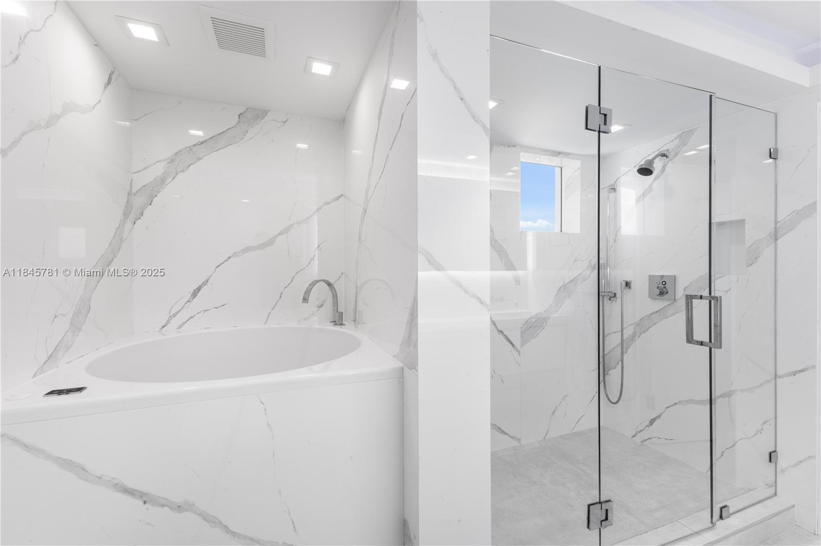 SUNSET HARBOUR SOUTH COND - Residential