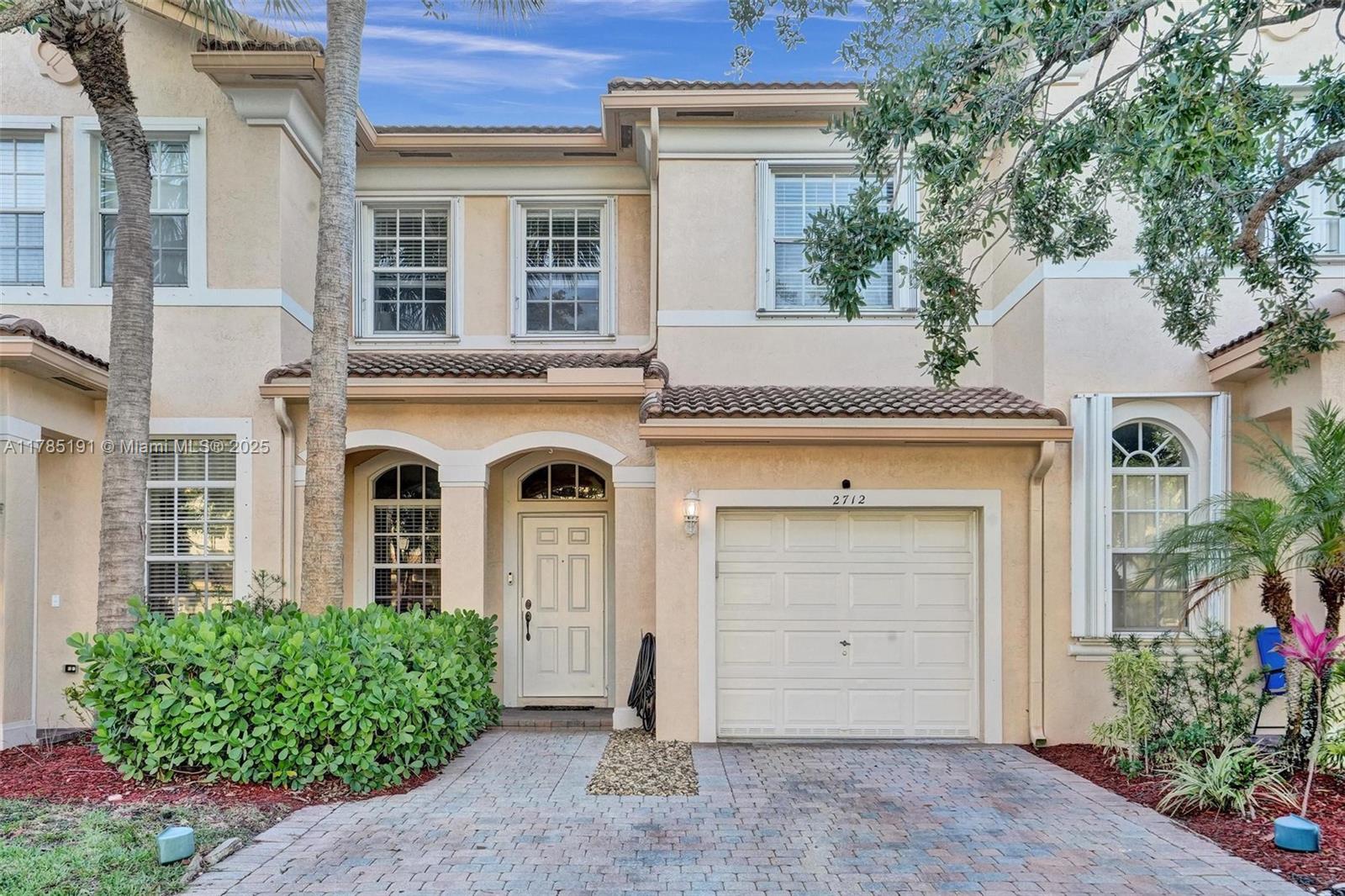2712 Sw 84th Ter 104, Miramar, Broward County, Florida - 3 Bedrooms  
3 Bathrooms - 