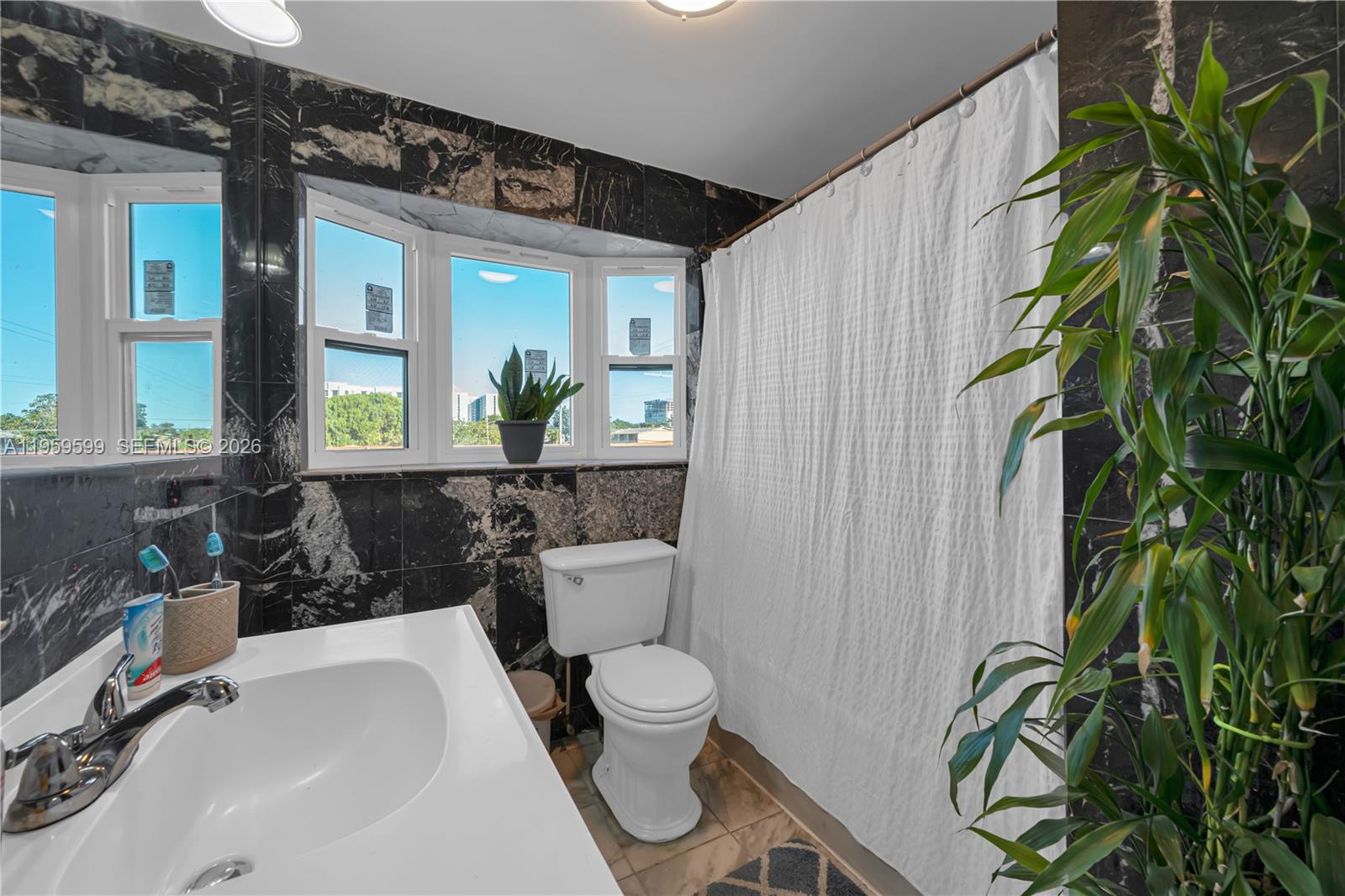 SWEETWATER GROVES .14 AC - Residential Income