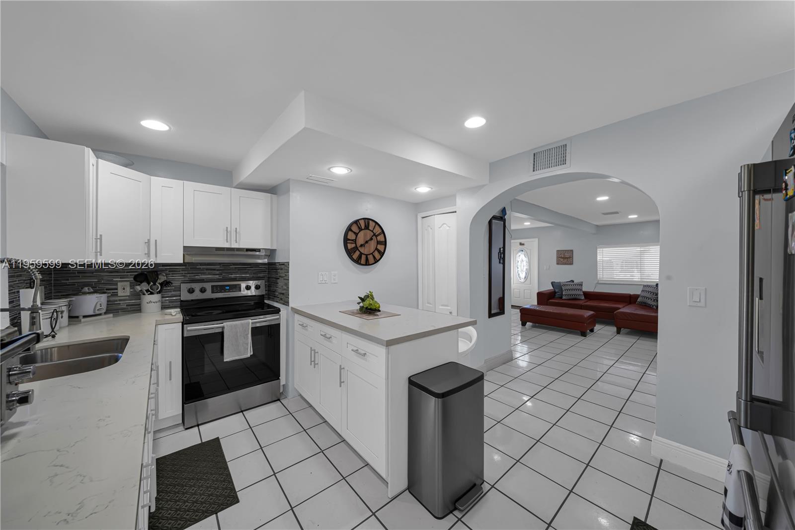 SWEETWATER GROVES .14 AC - Residential Income