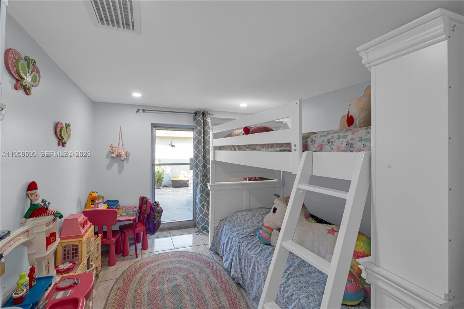 SWEETWATER GROVES .14 AC - Residential Income