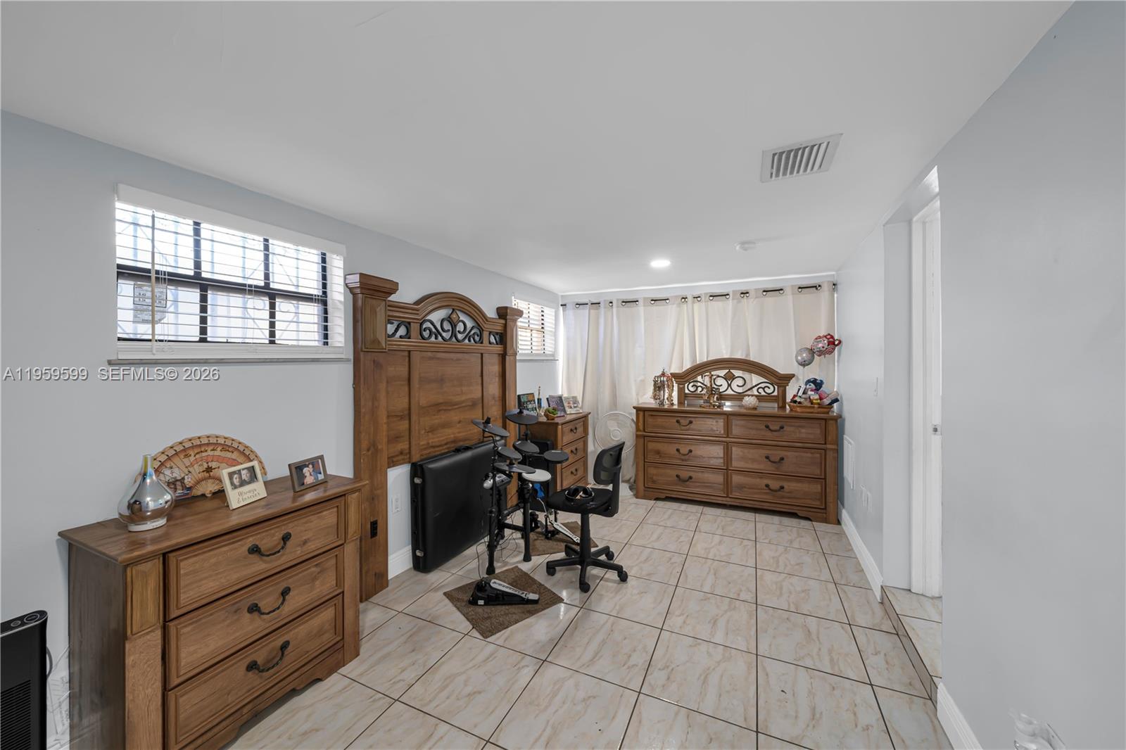 SWEETWATER GROVES .14 AC - Residential Income