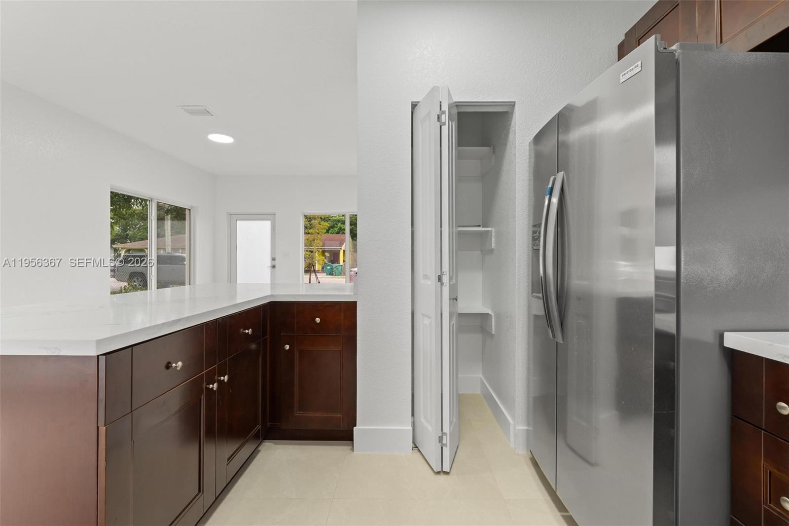 22ND AVE HEIGHTS - Residential