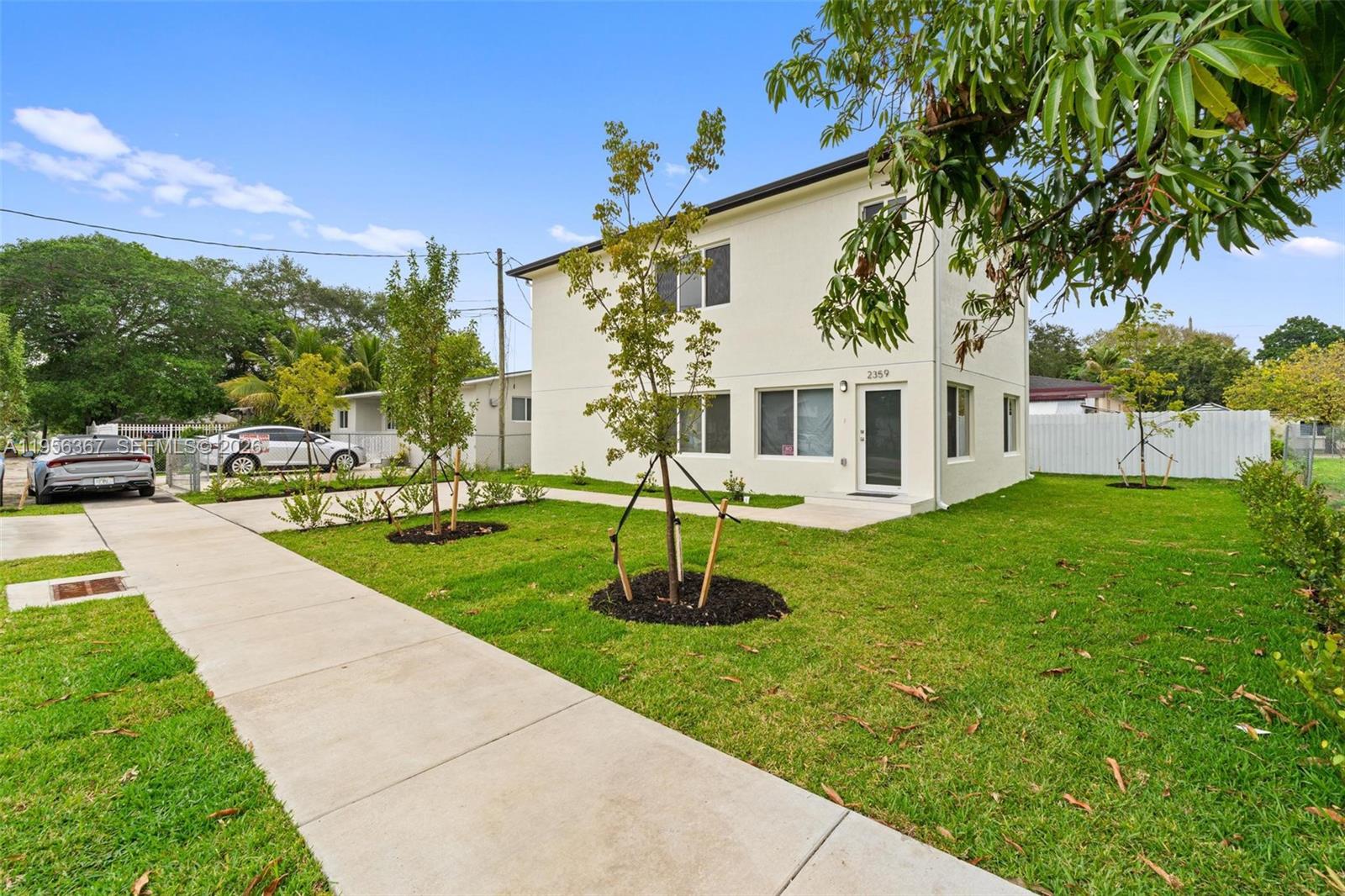 22ND AVE HEIGHTS - Residential