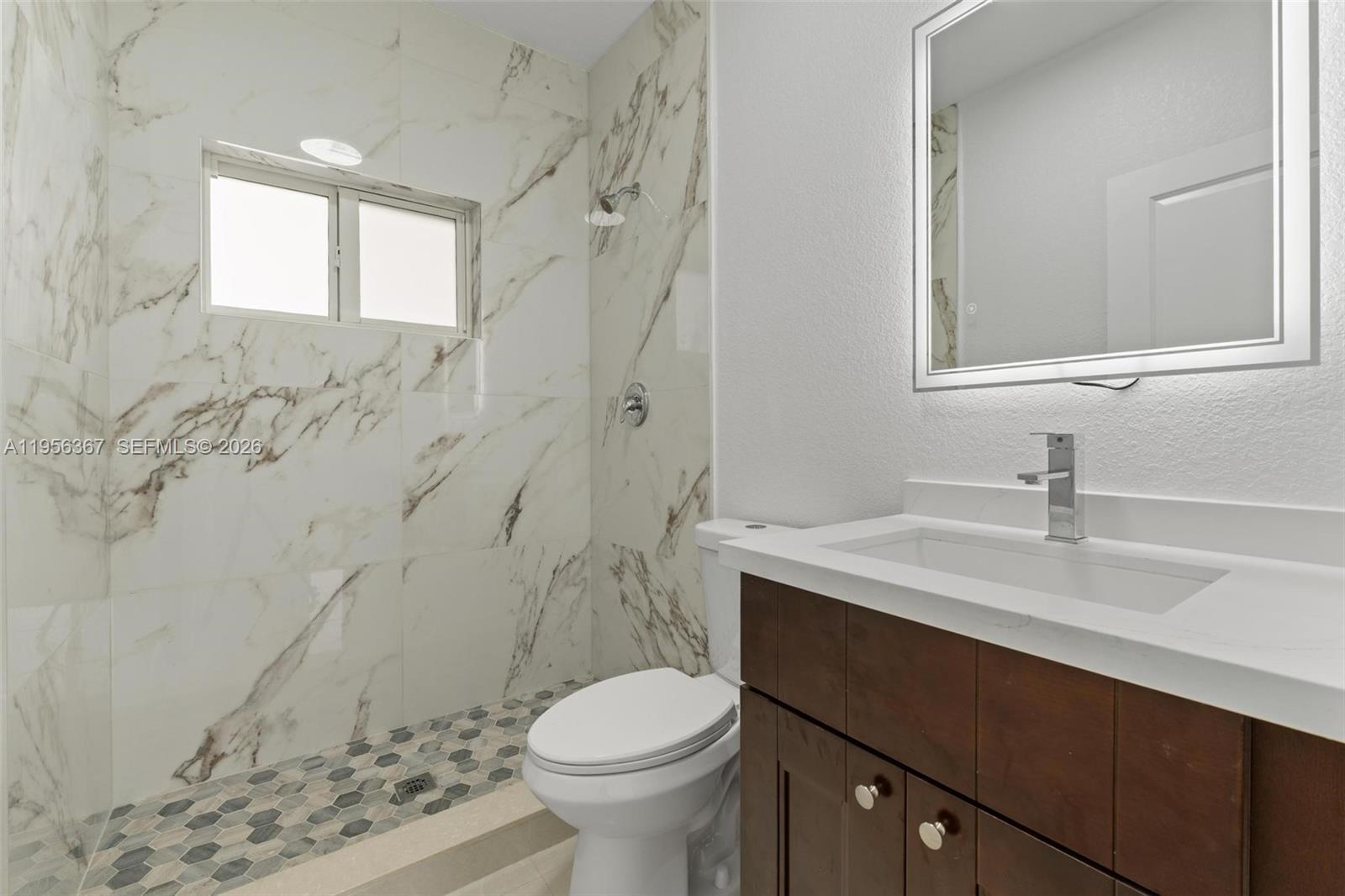 22ND AVE HEIGHTS - Residential