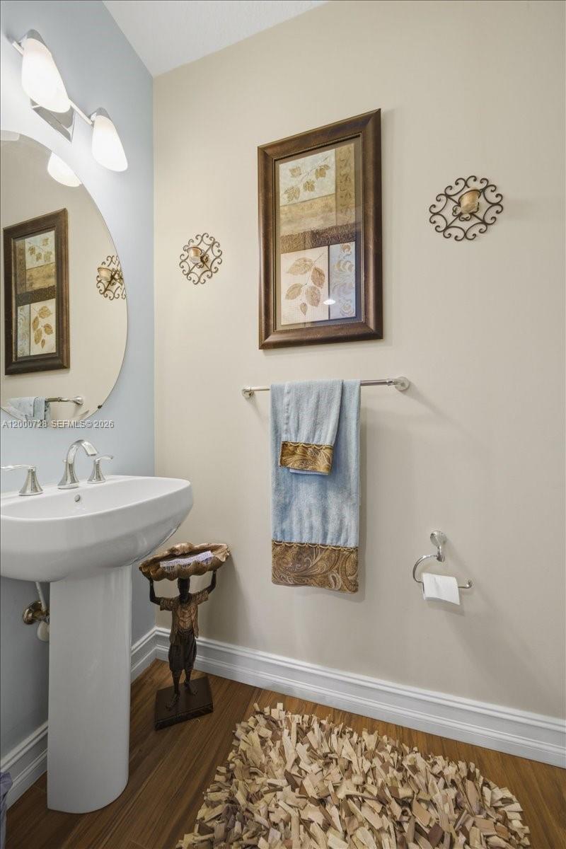 SUNBURST PROPERTIES DEVEL - Residential