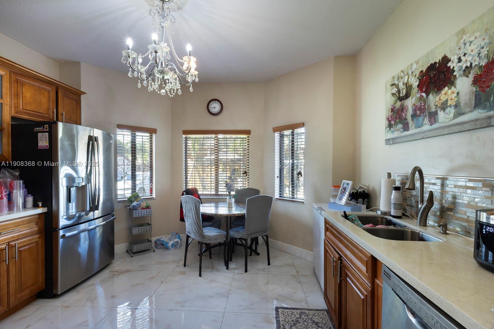 VITRAN HOMES AT MORNINGSI - Residential