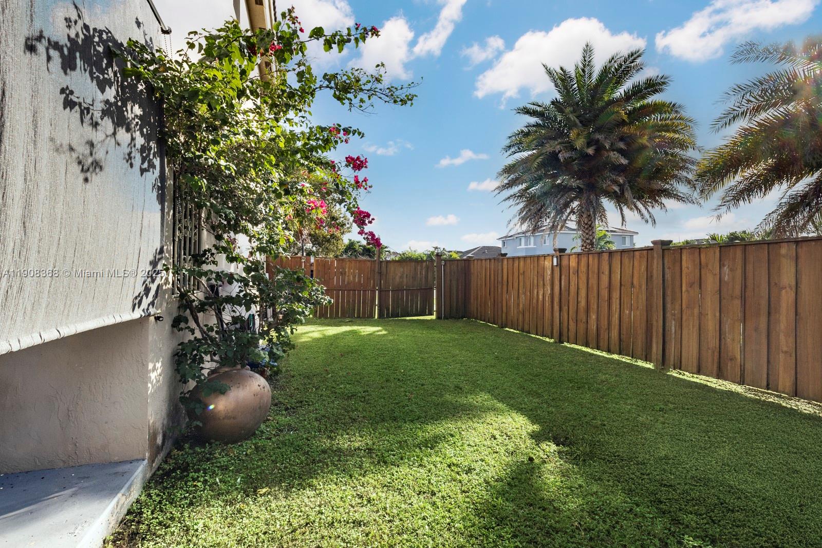 VITRAN HOMES AT MORNINGSI - Residential