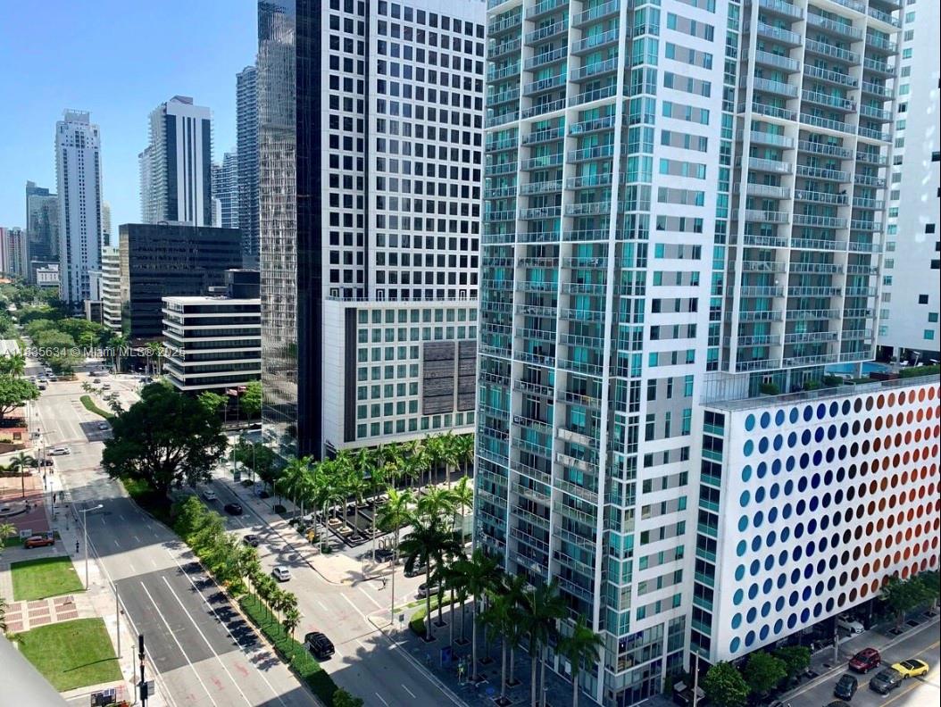 ICON BRICKELL CONDO NO 3 - Residential