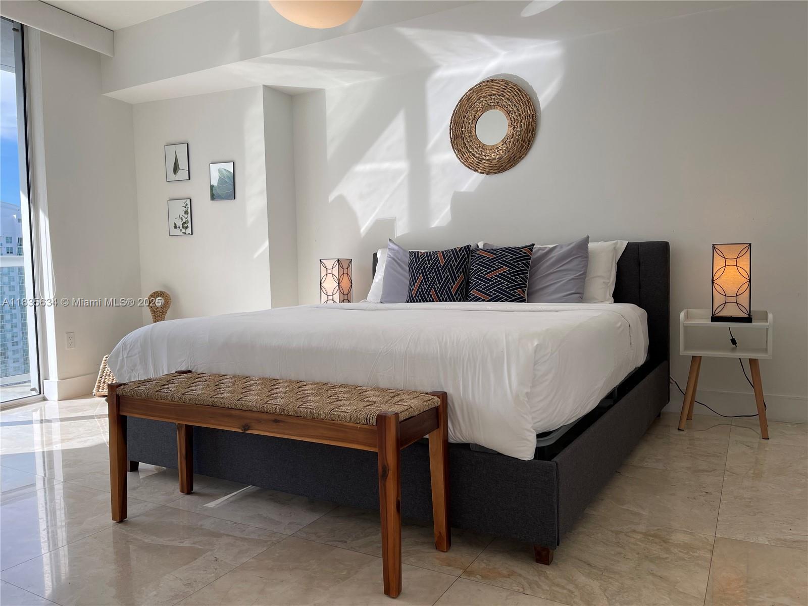 ICON BRICKELL CONDO NO 3 - Residential