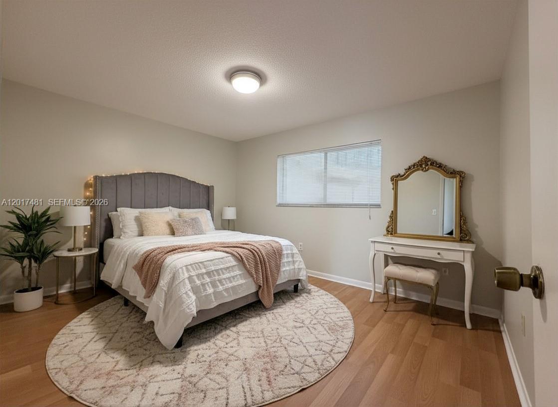 THE HORIZONS CONDO #4 - Residential Lease