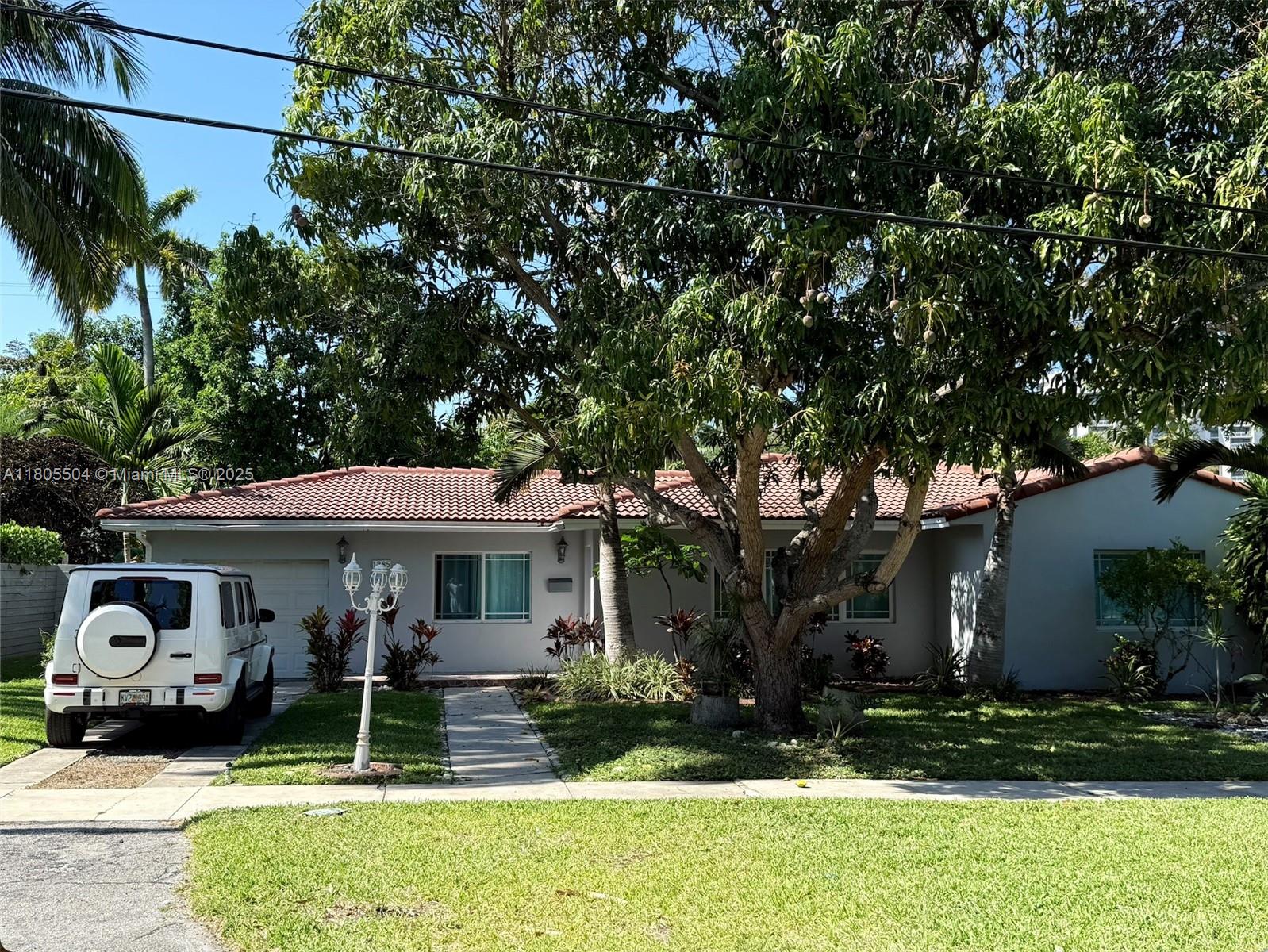 1285 Ne 103rd St, Miami Shores, Miami-Dade County, Florida - 4 Bedrooms  
3 Bathrooms - 