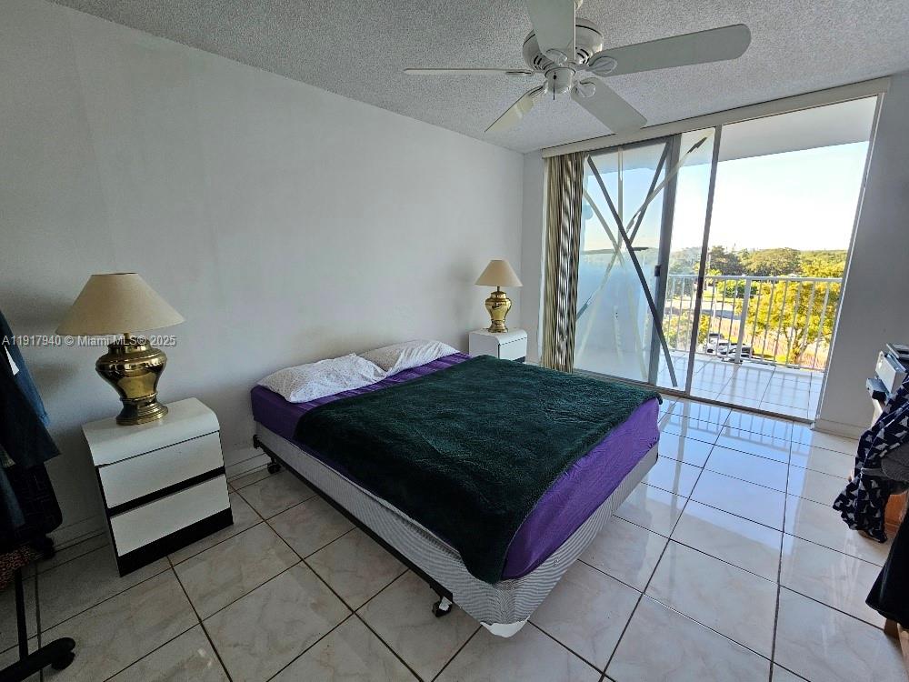 WILSHIRE CONDO - Residential