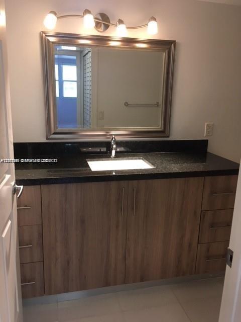 LAS VISTAS AT DORAL CONDO - Residential