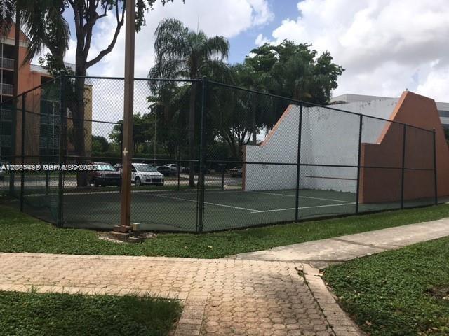 LAS VISTAS AT DORAL CONDO - Residential