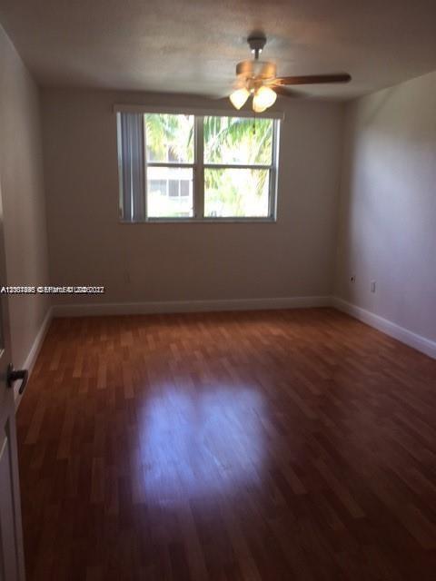 LAS VISTAS AT DORAL CONDO - Residential