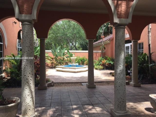 LAS VISTAS AT DORAL CONDO - Residential