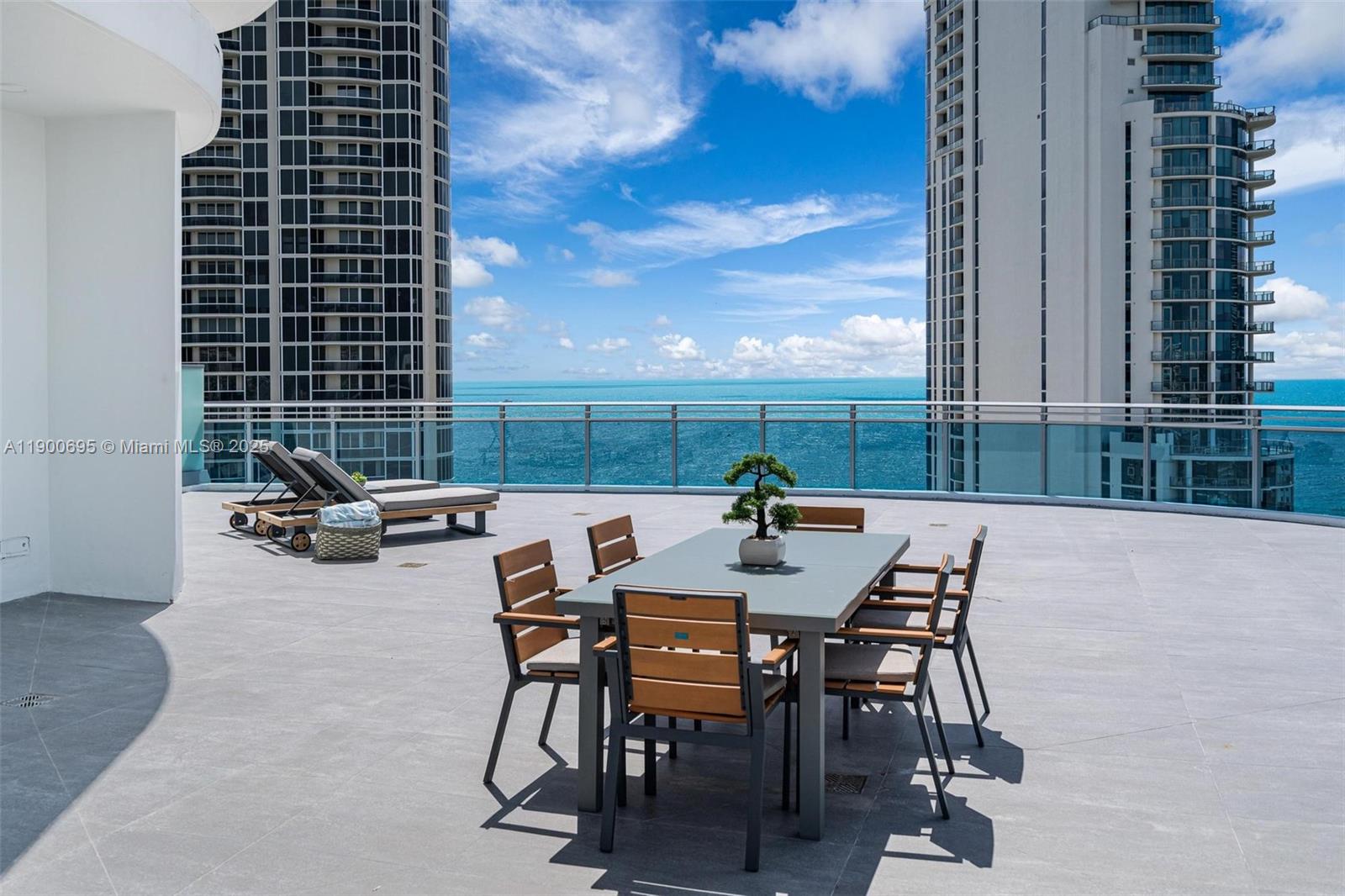 17550 Collins Ave PH1