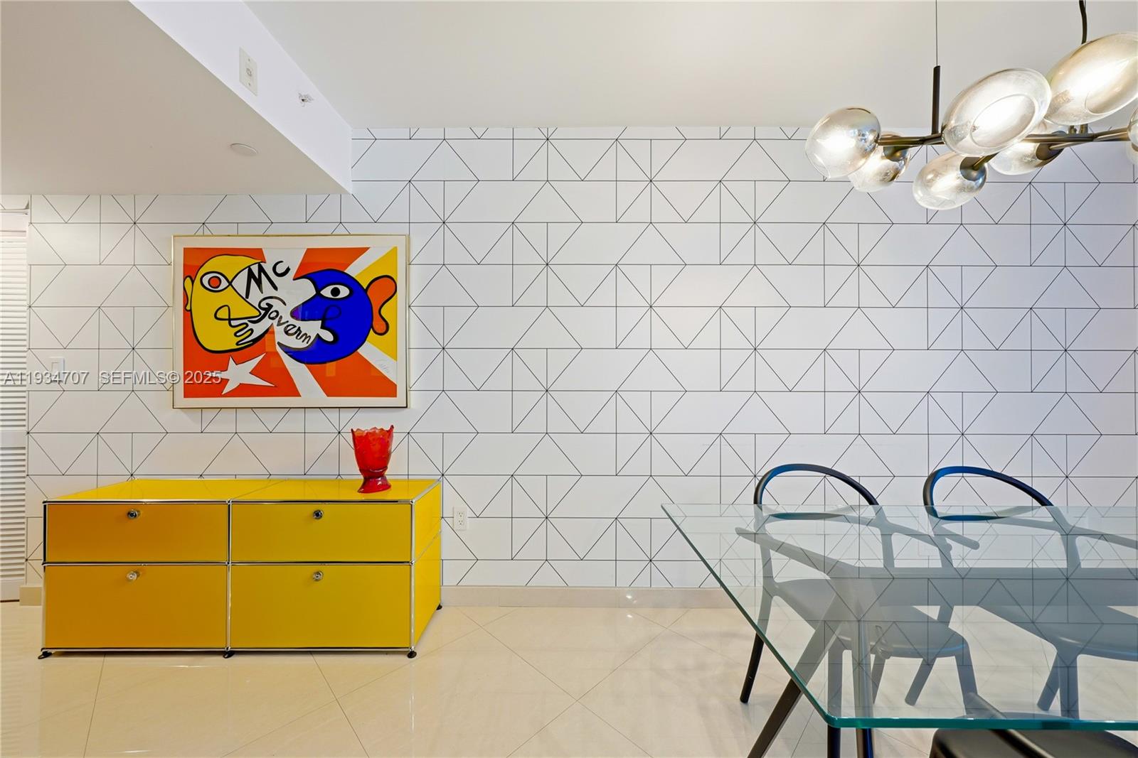 THE DANTON CONDO - Residential