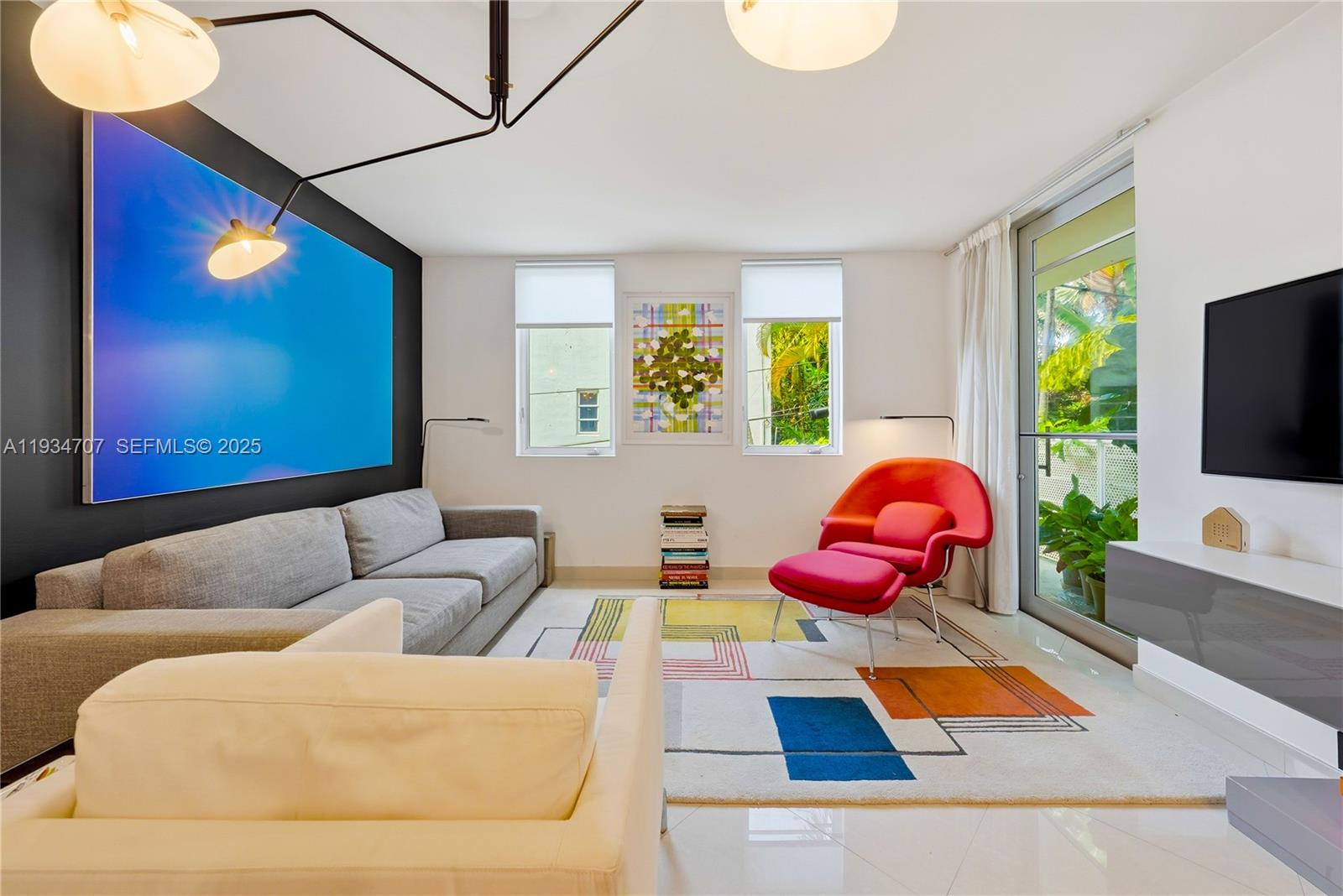 THE DANTON CONDO - Residential