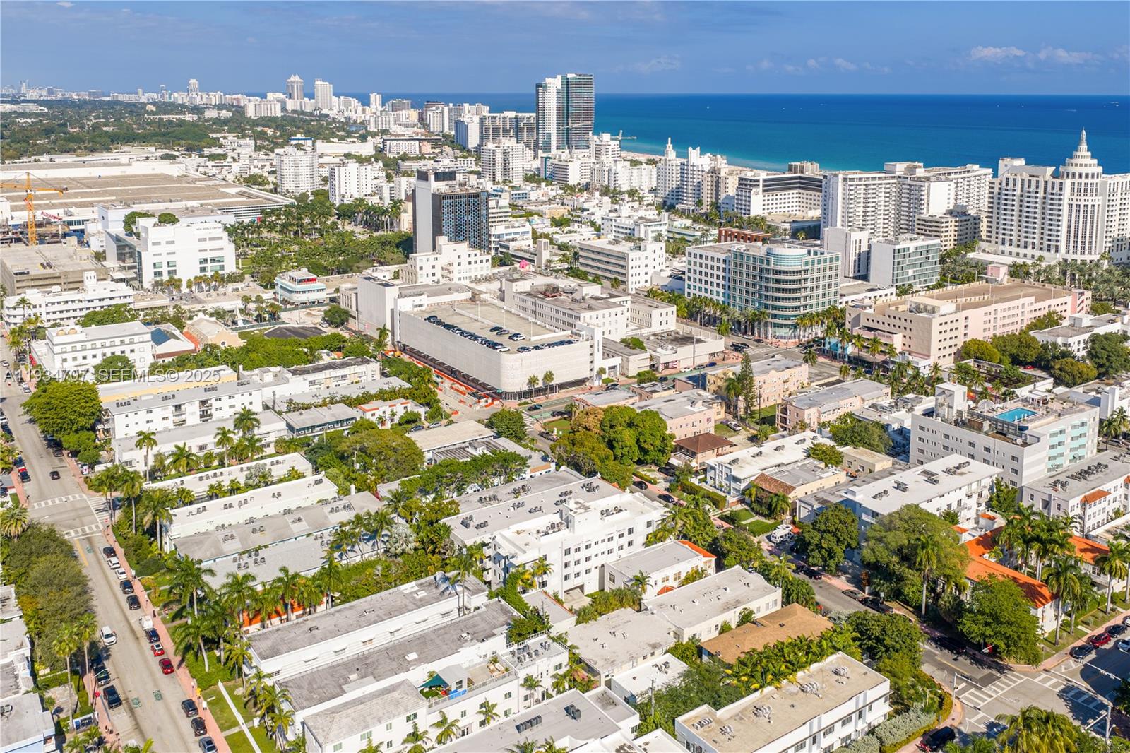 THE DANTON CONDO - Residential