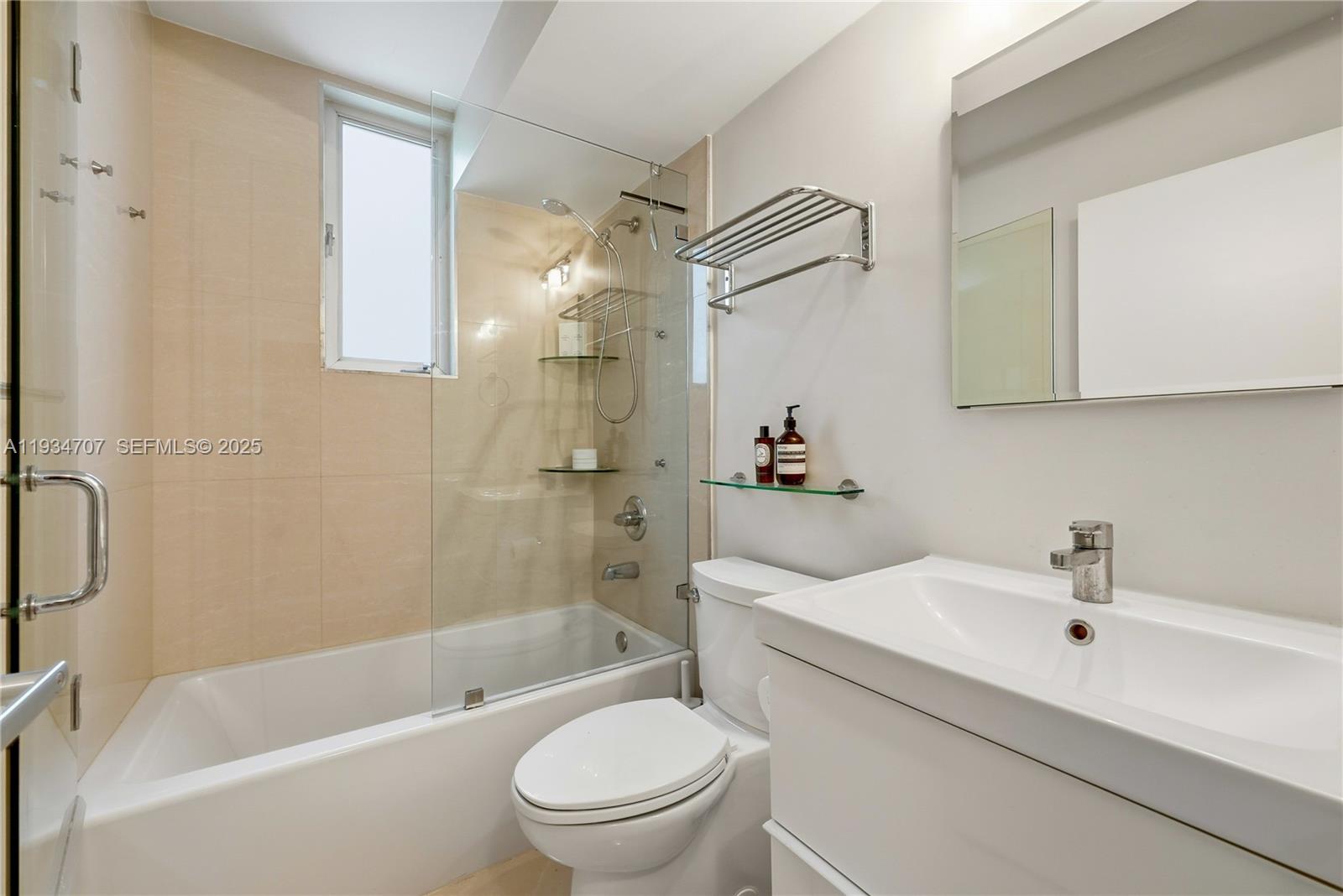 THE DANTON CONDO - Residential