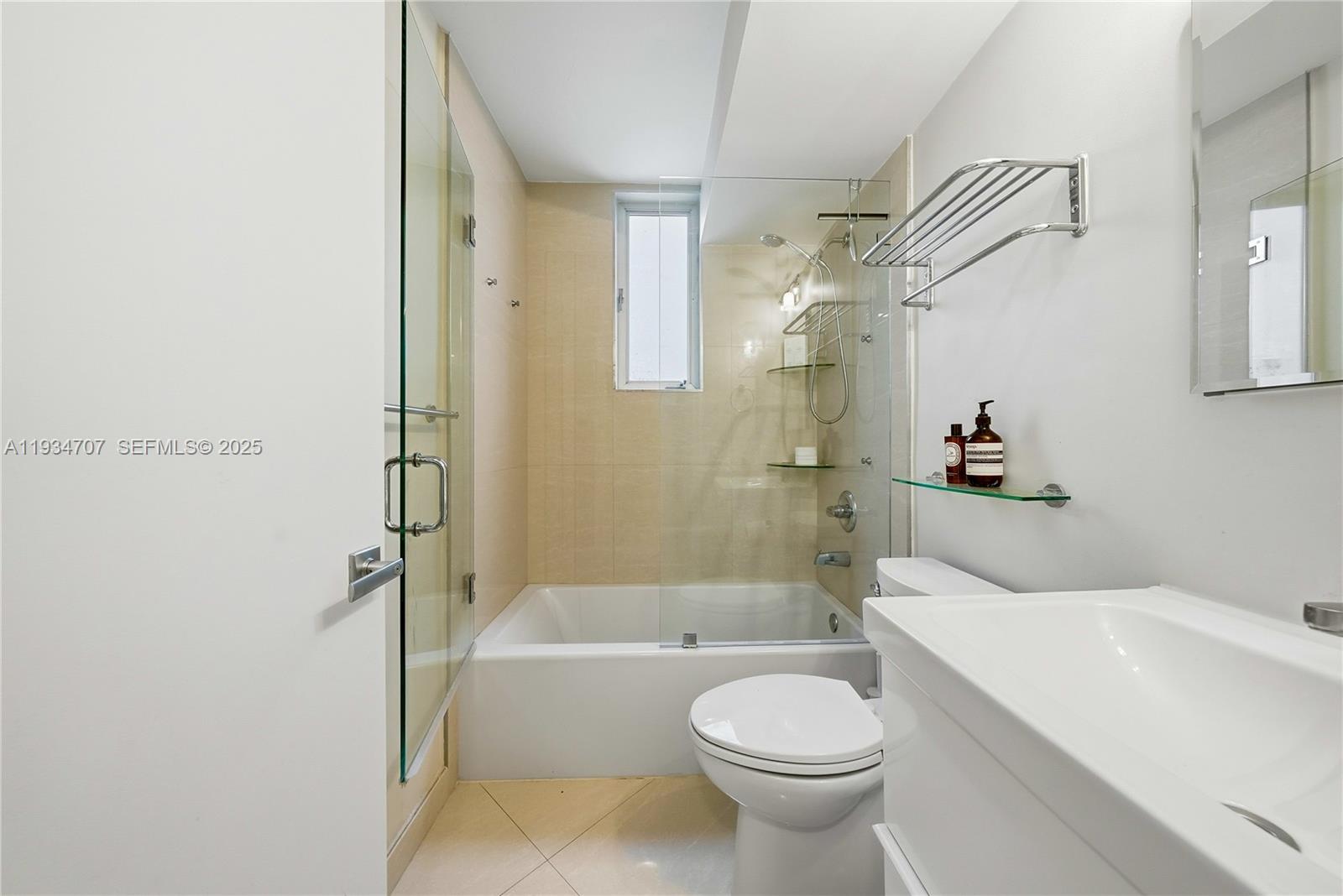 THE DANTON CONDO - Residential