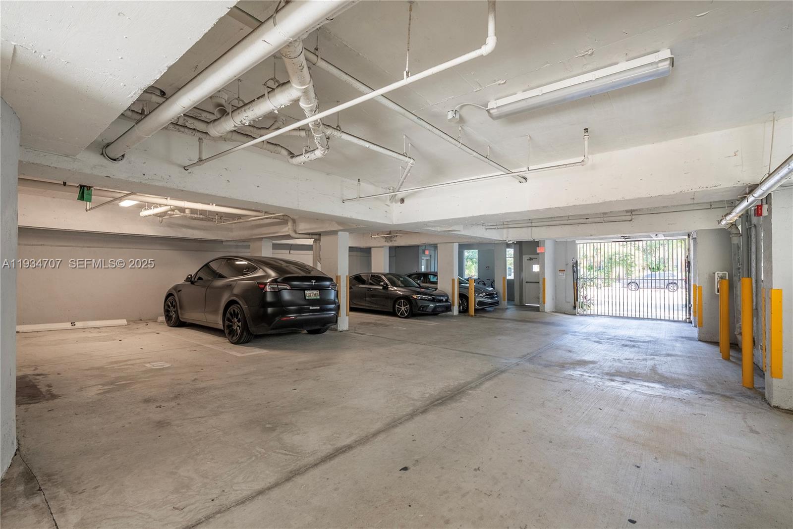 THE DANTON CONDO - Residential