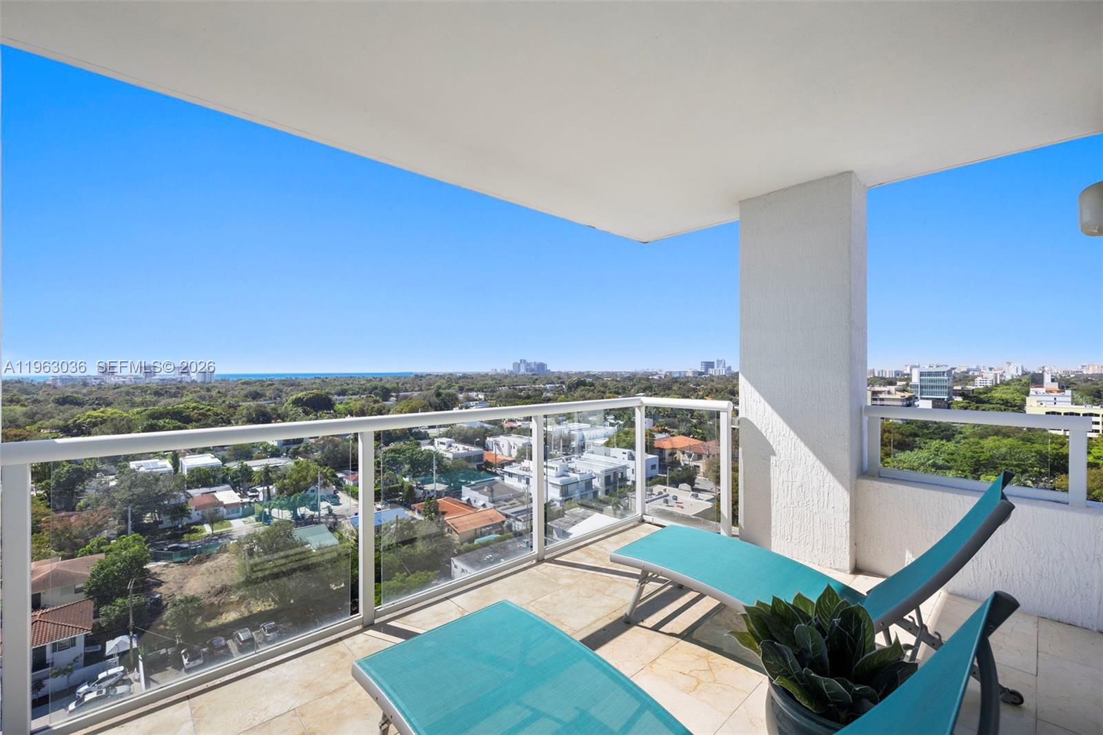 CORAL SEA VIEW CONDO - Residential