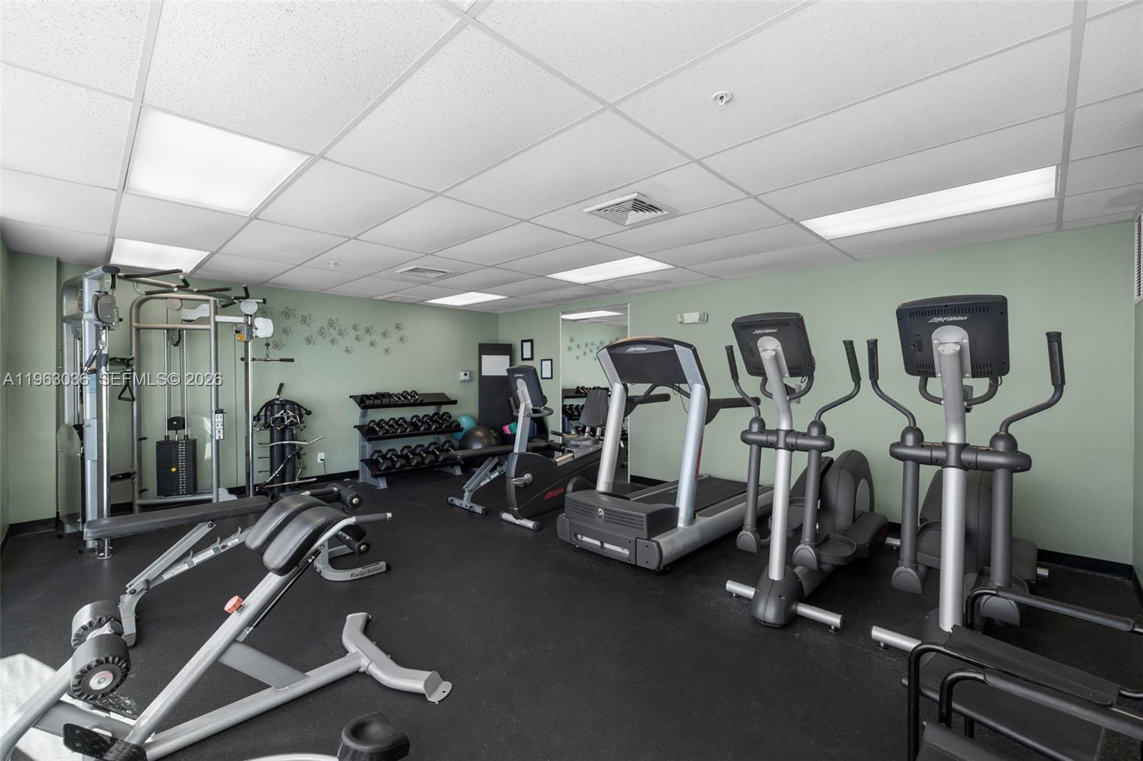 CORAL SEA VIEW CONDO - Residential