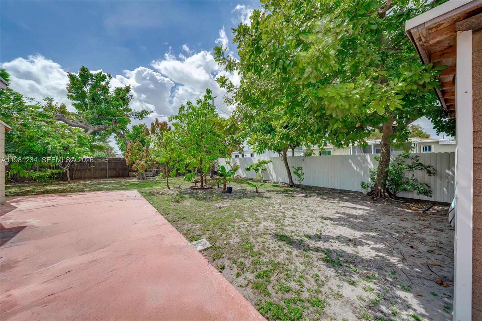 NORTH RIDGE 1ST ADDN - Residential