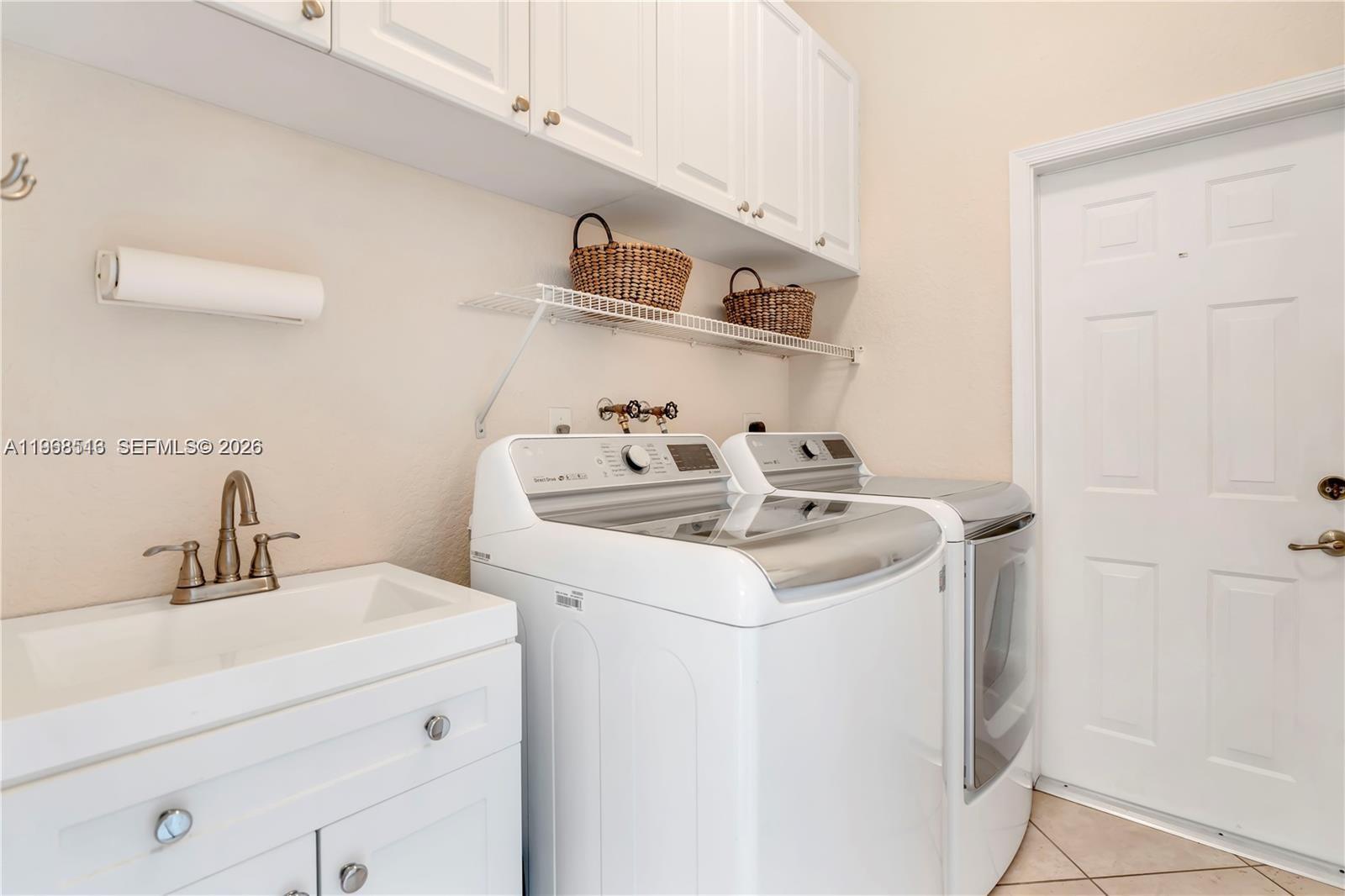 SECTOR 2-PARCELS 17 18 19 - Residential