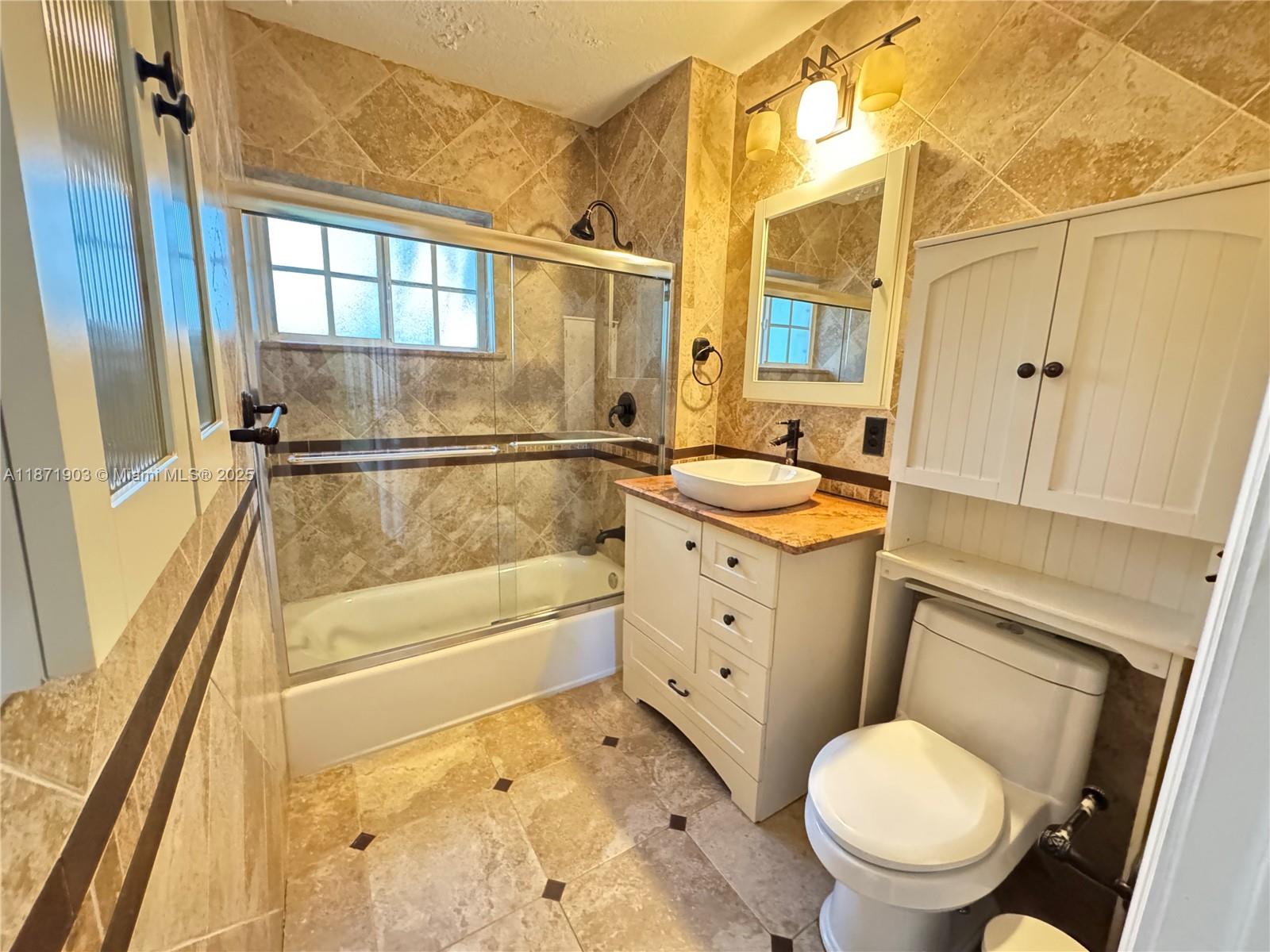 COCONUT GROVE MANOR - Residential Lease