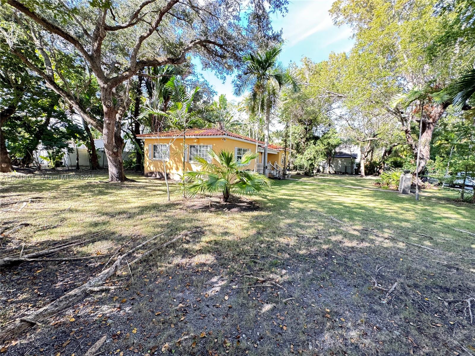 COCONUT GROVE MANOR - Residential Lease