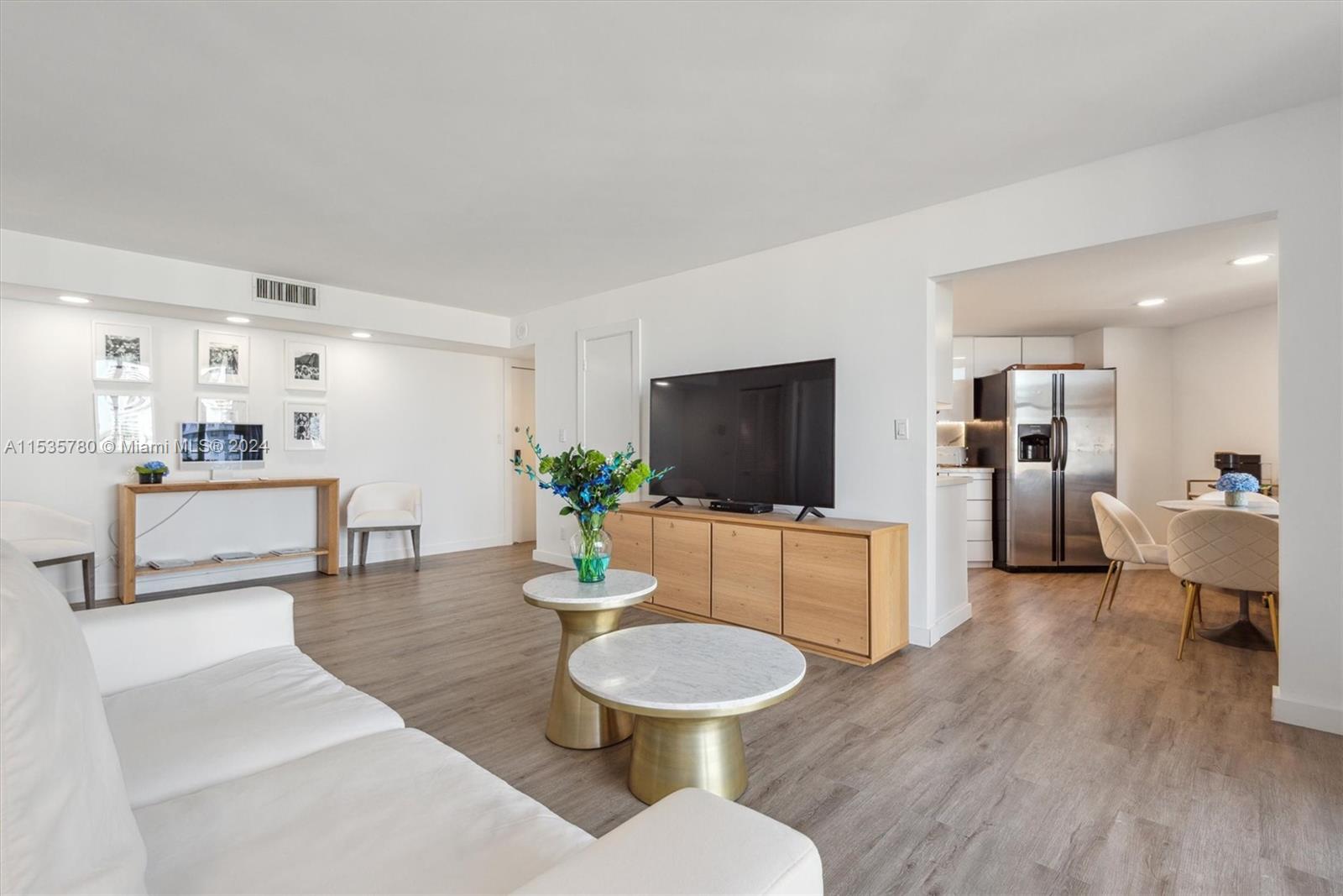 TOWER AT BISCAYNE COVE CO - Residential Lease