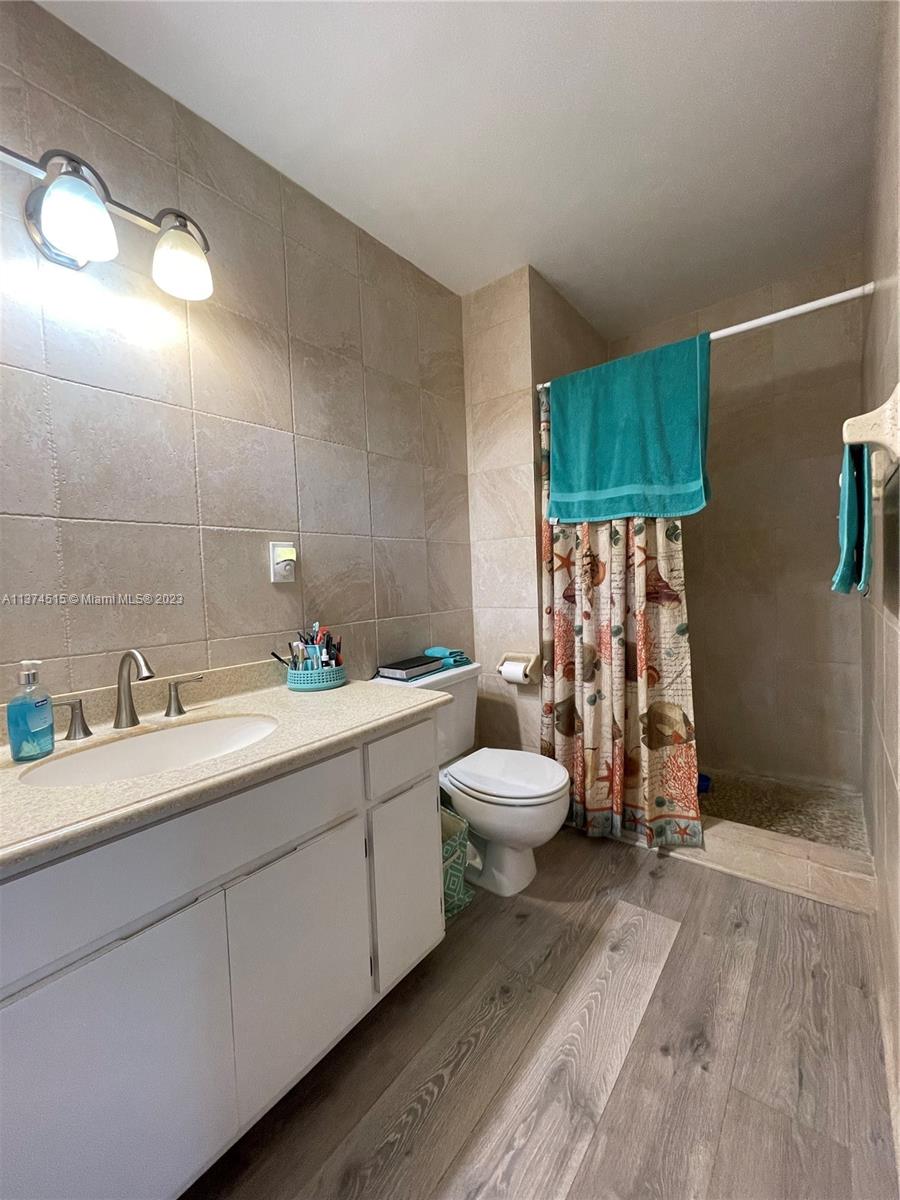 UNIVERSAL ESTATES SOUTH A - Residential